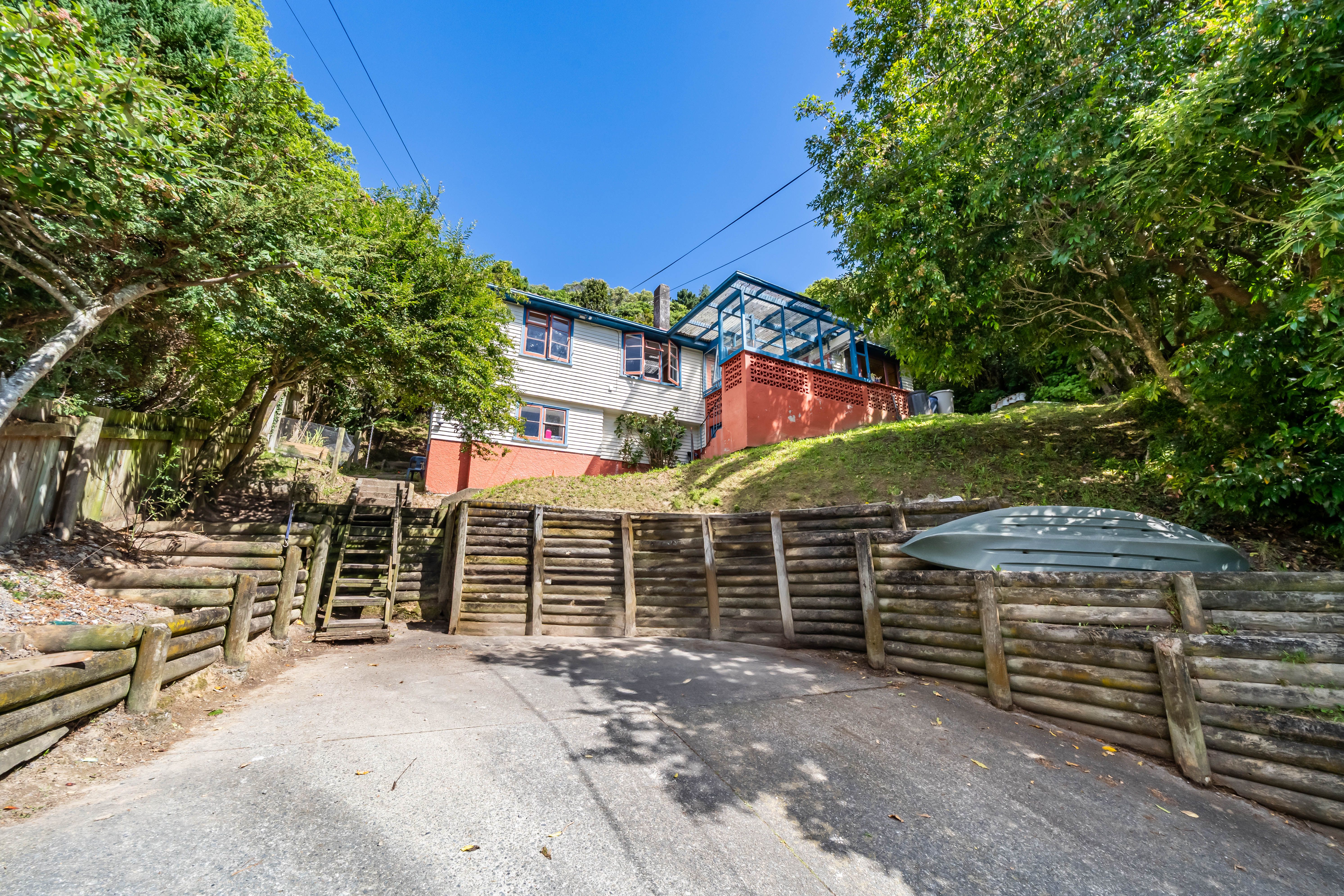 11 Hill Grove, Naenae, Lower Hutt City