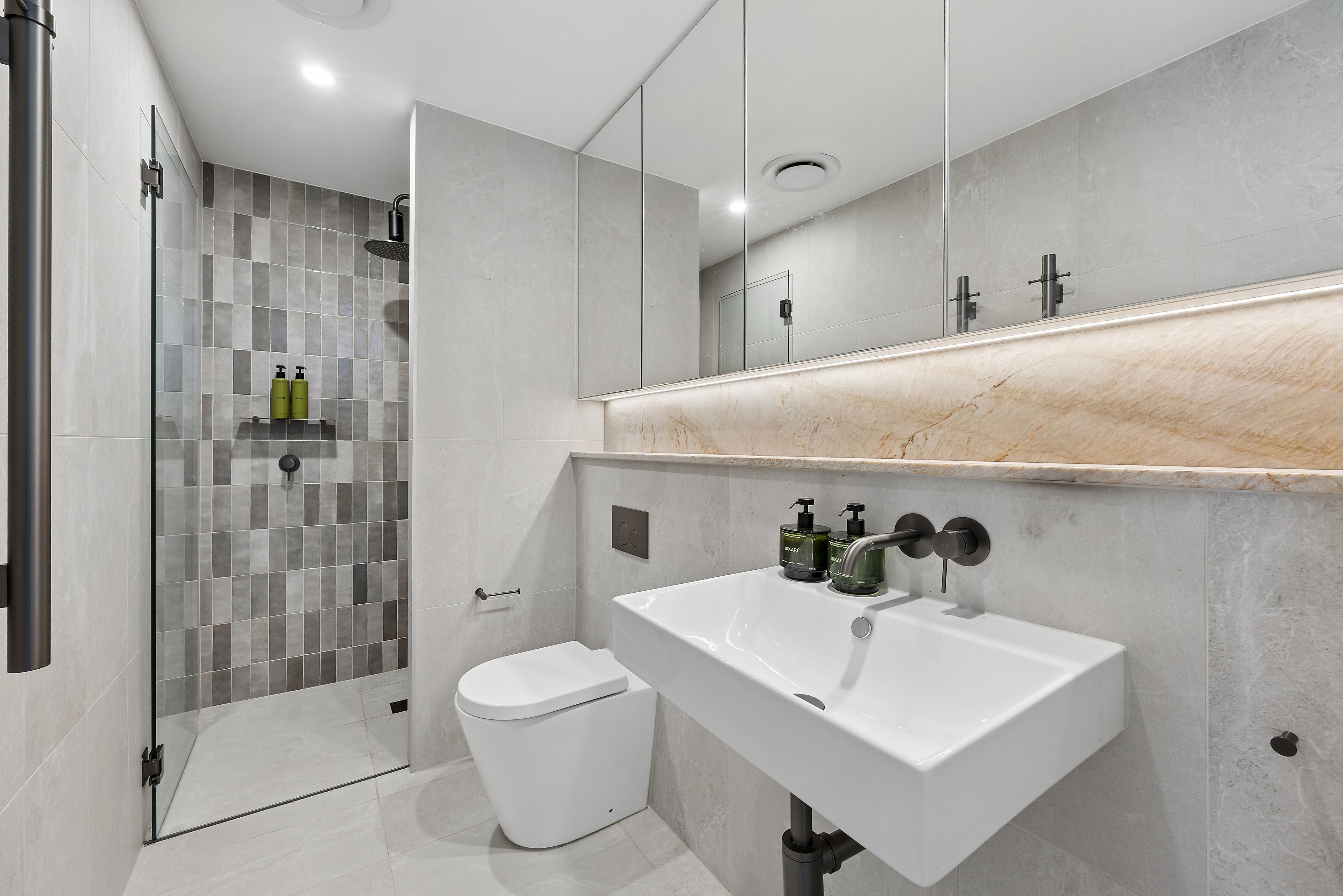 26/293 Alison Road — photo 8 of 9