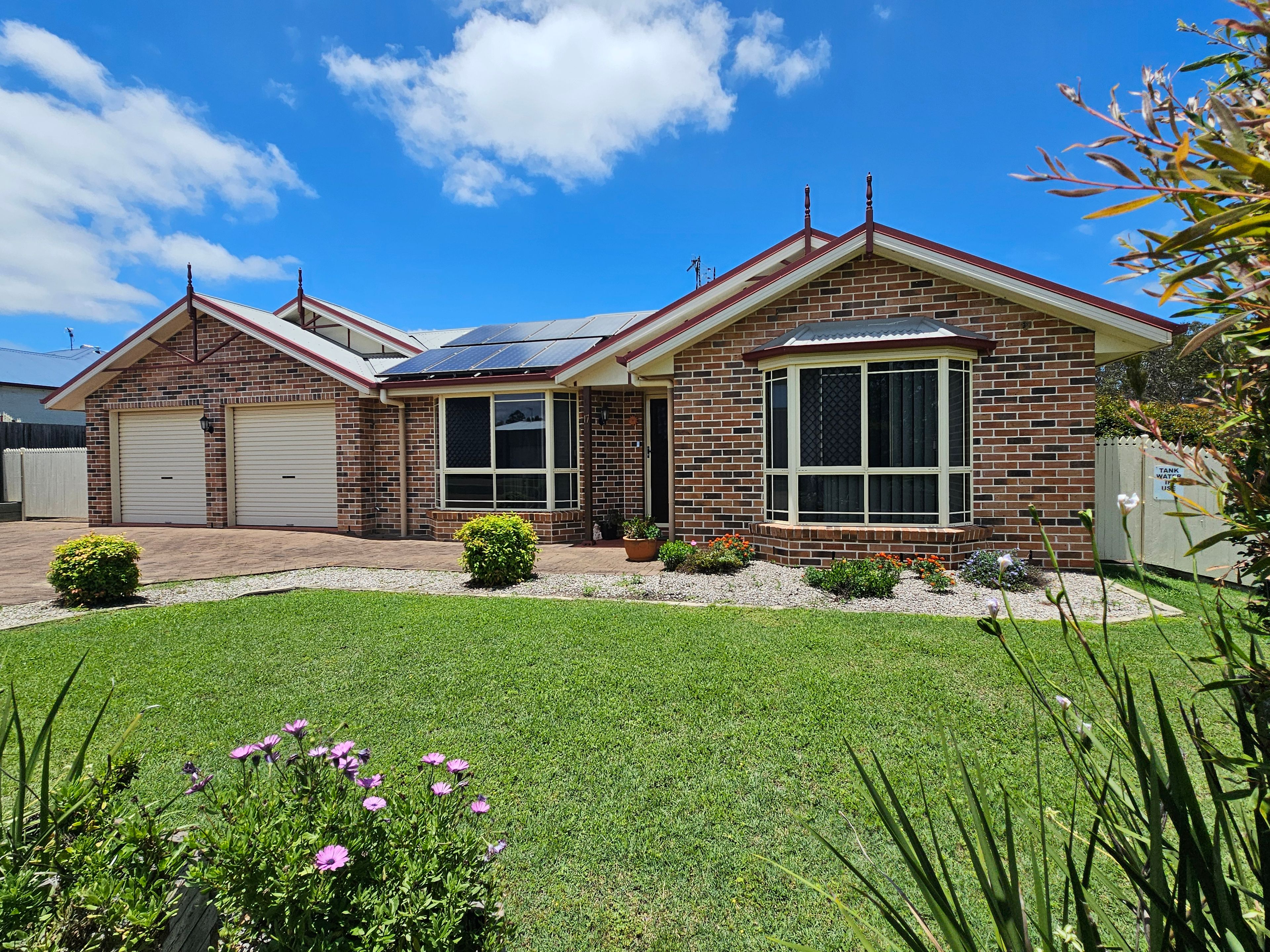 17 Matthew Court, Crows Nest QLD 4355