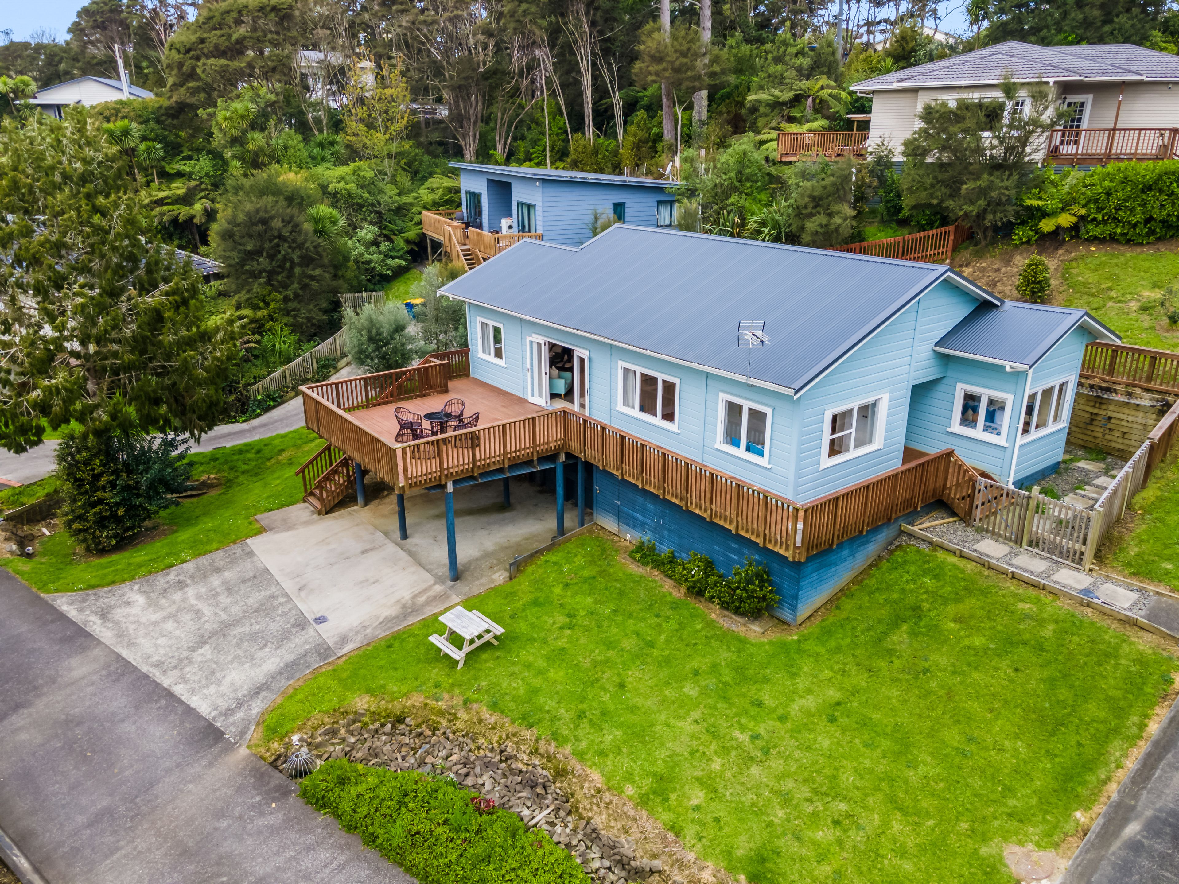 518D West Coast Road, Oratia, Waitakere City