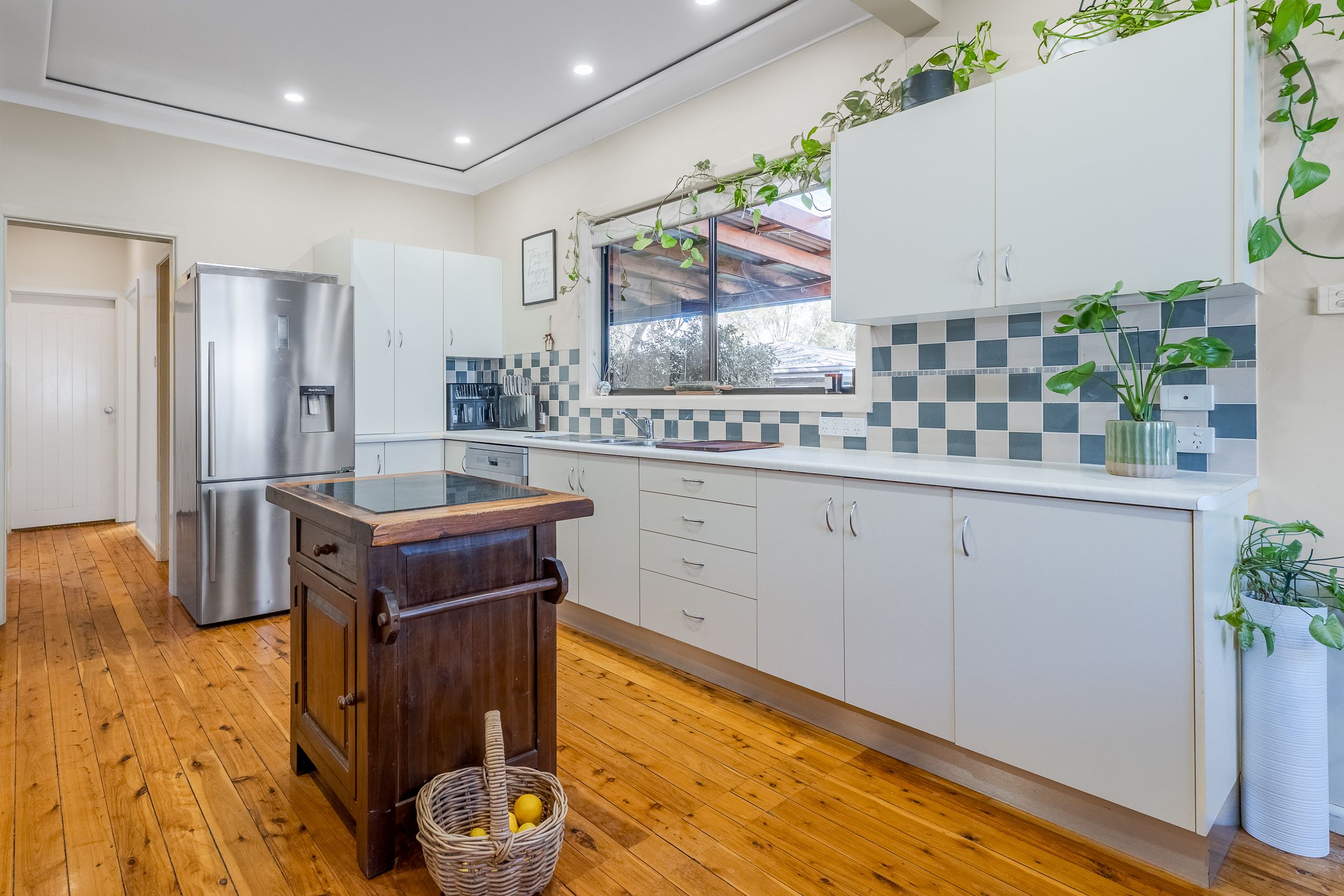21 Laughton Street — photo 8 of 19