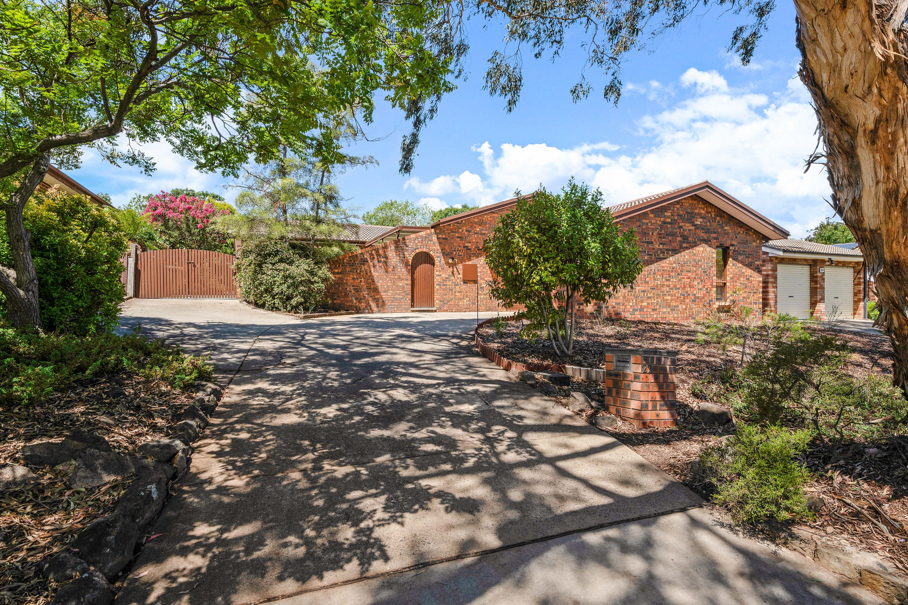 22 Merriman Crescent, Macarthur, ACT 2904