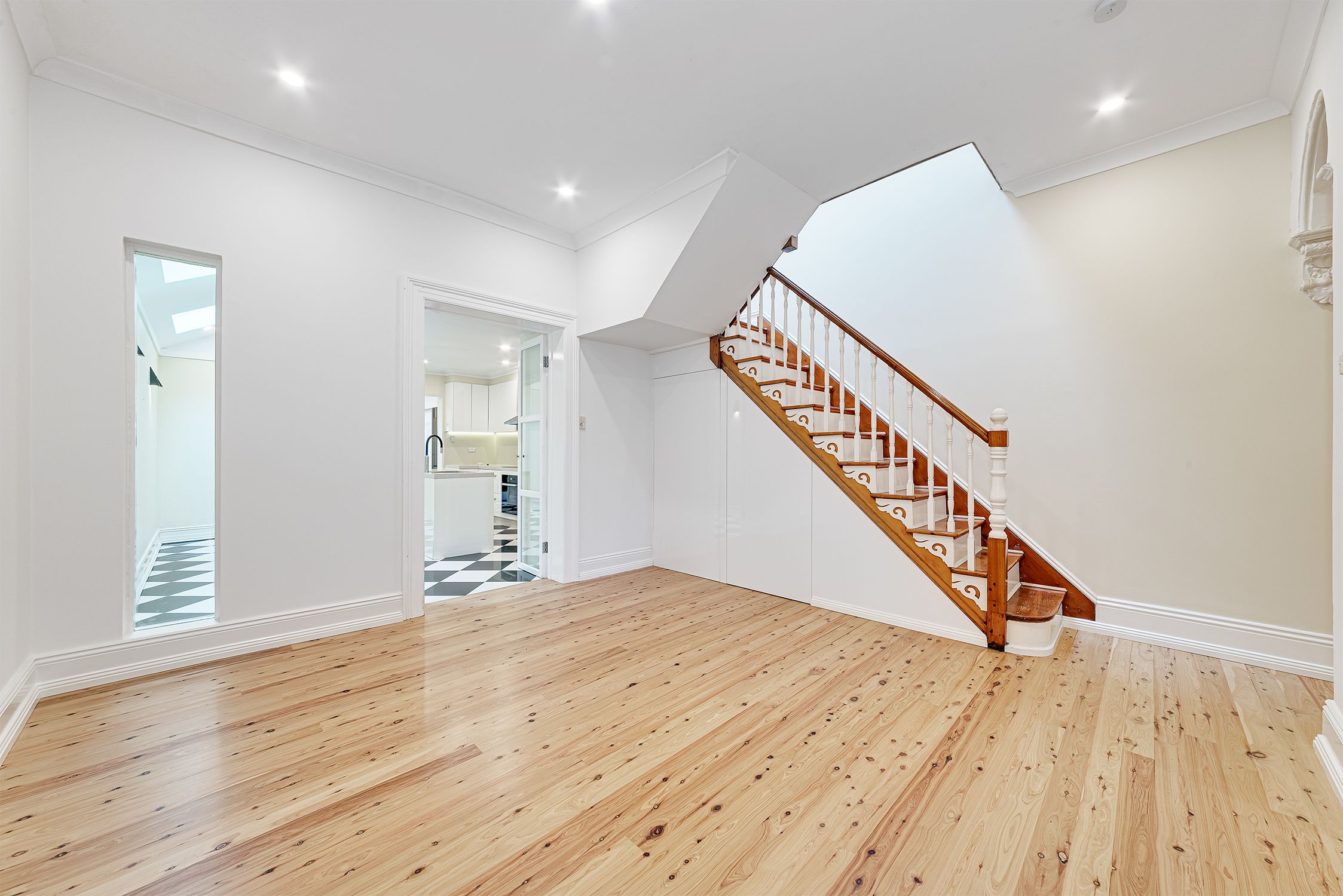 708 Bourke Street — photo 4 of 15