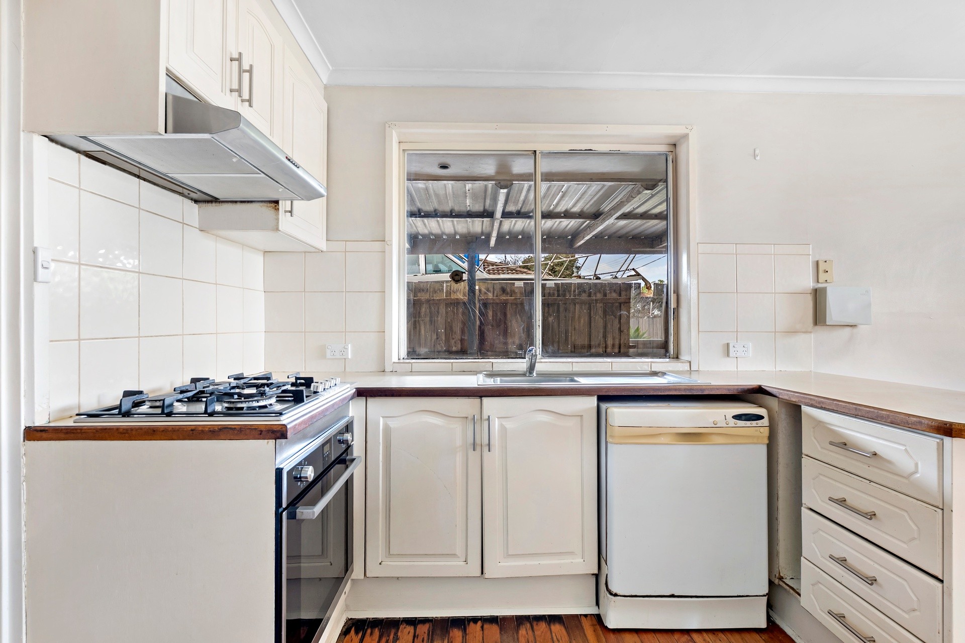 12 Monahans Road, Cranbourne, VIC 3977