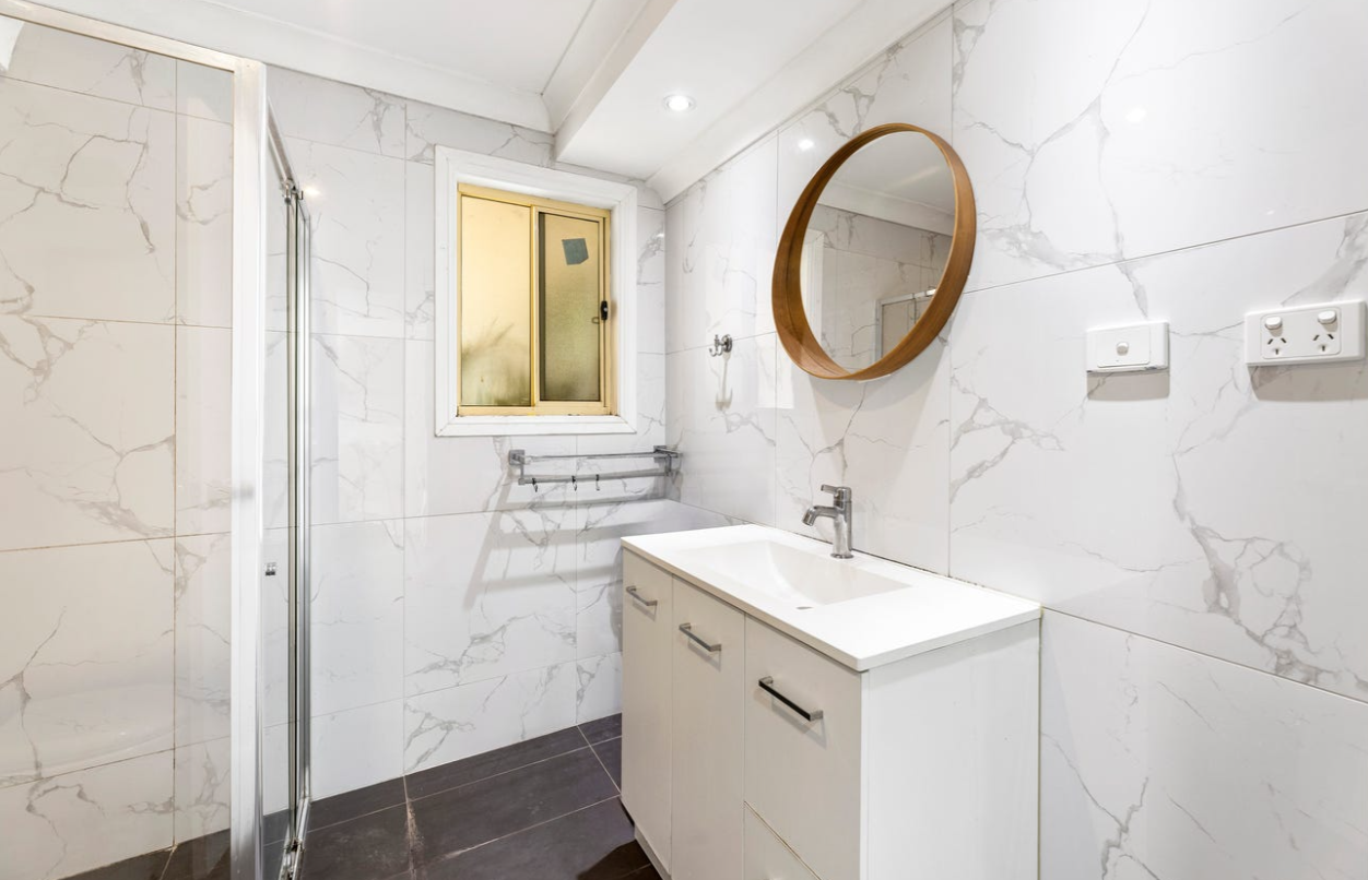 94 Marmion Avenue — photo 9 of 10