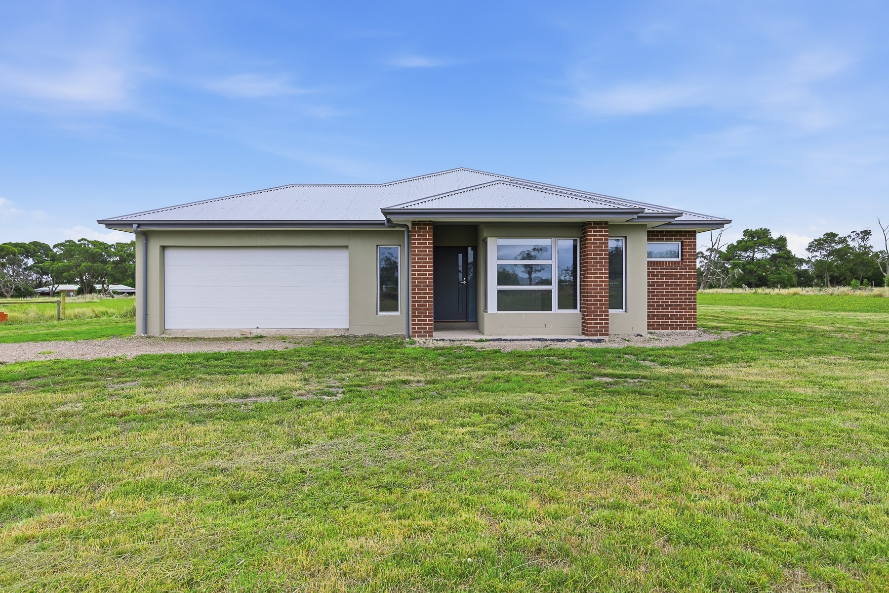 8 Holloway Court, Wattle Bank, VIC 3995