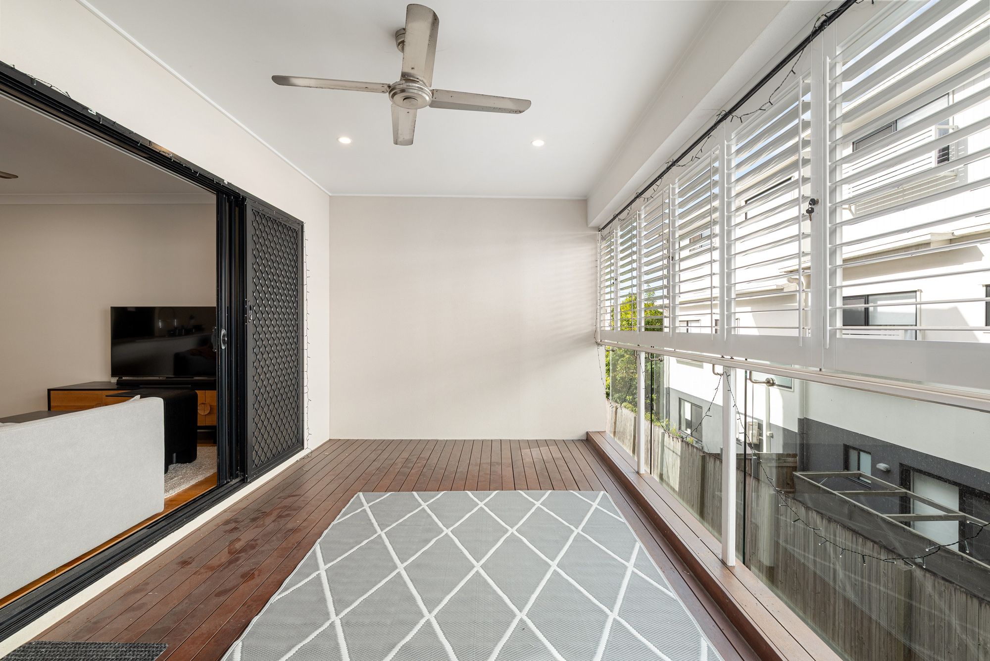 2/34 Waratah Avenue — photo 5 of 14
