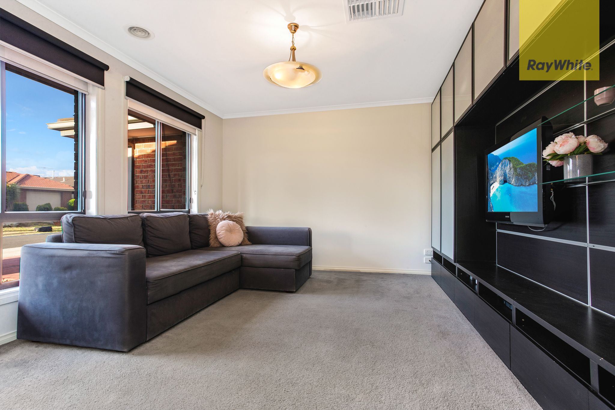 26 Mankina Circuit, Delahey, VIC 3037