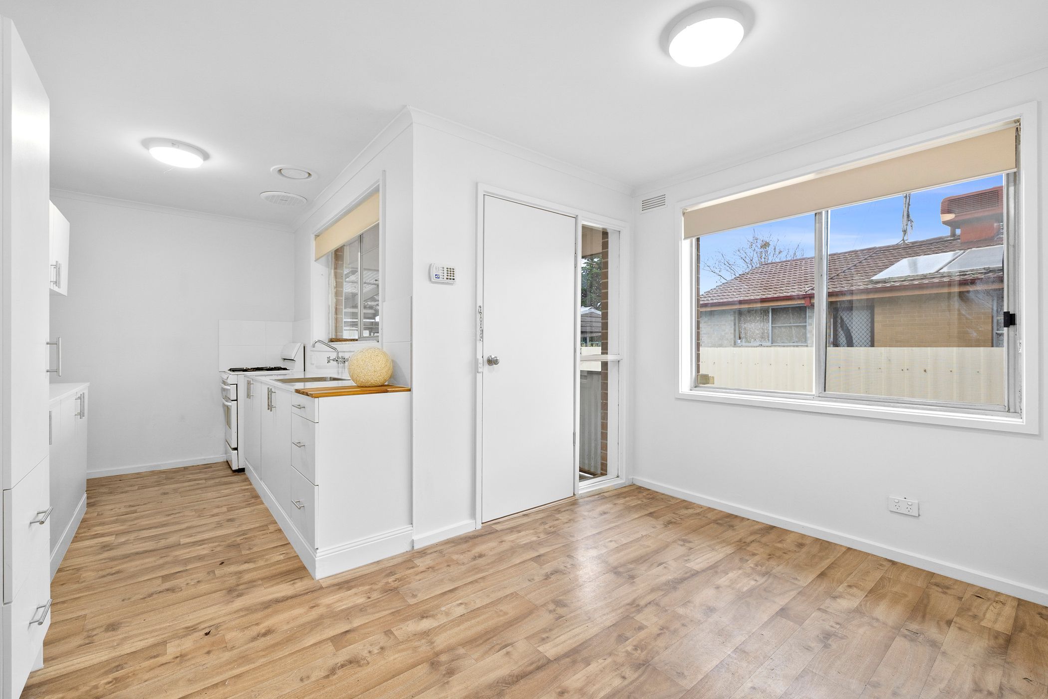 23 Willow Grove, Wendouree, VIC 3355