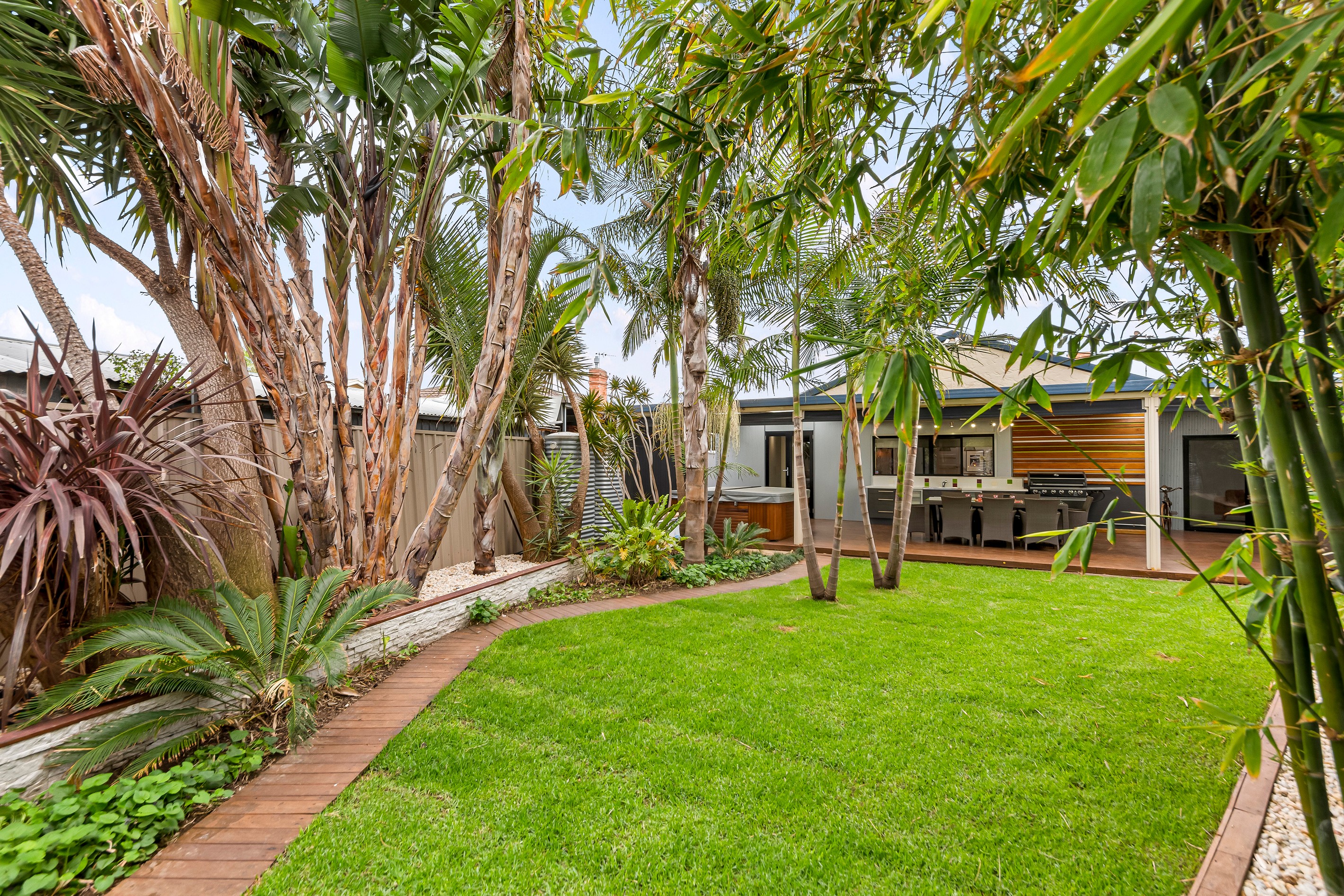 1 Price Avenue, Pennington, SA 5013