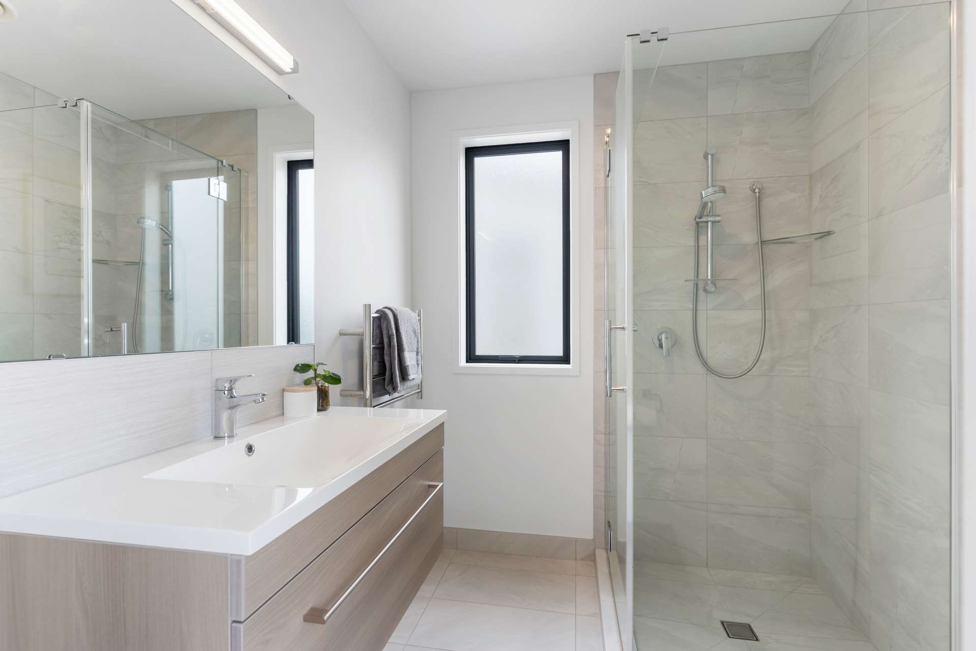 13 Gateway Avenue photo 21