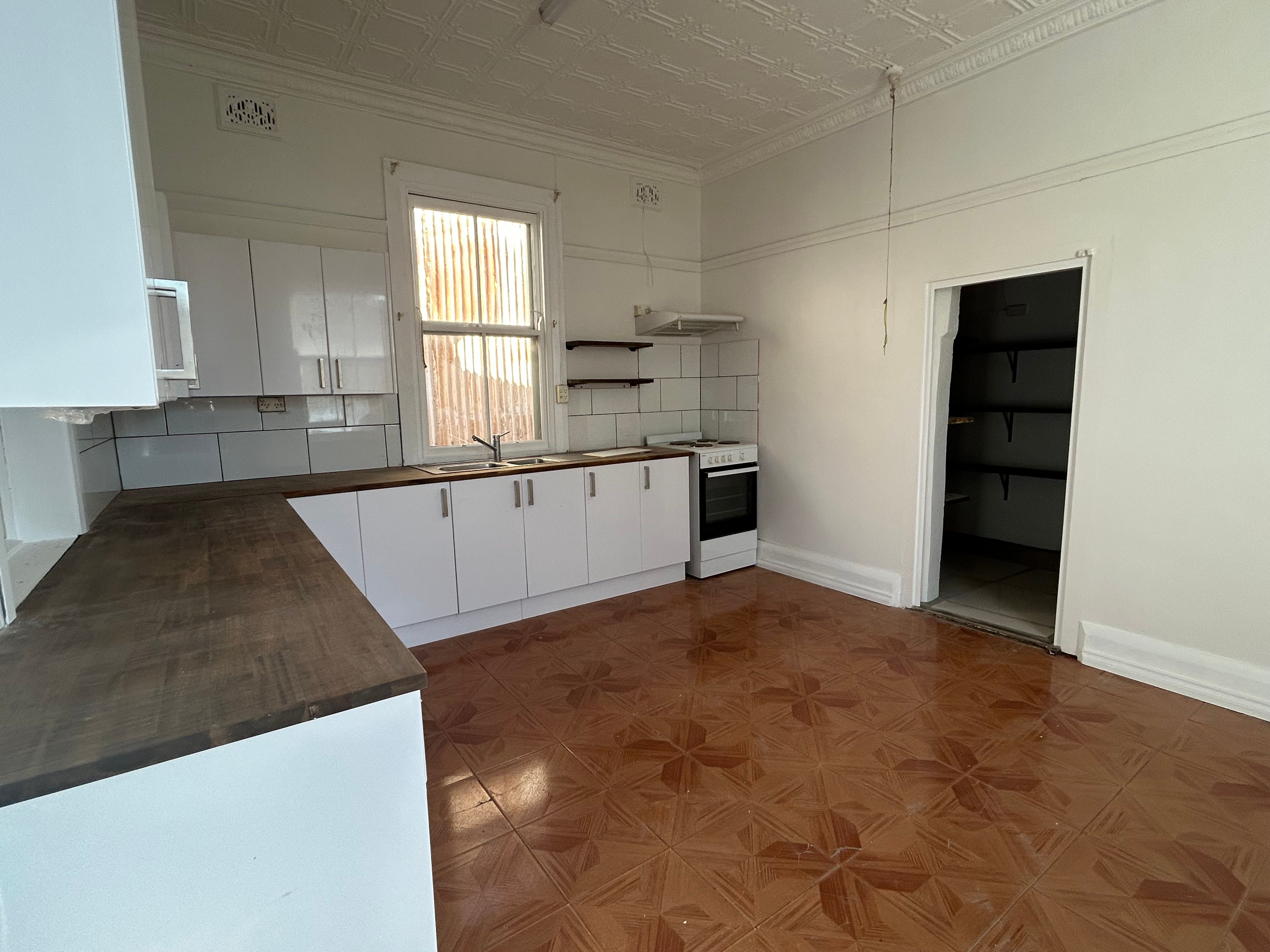 87 Arthur Street, Wellington, NSW 2820
