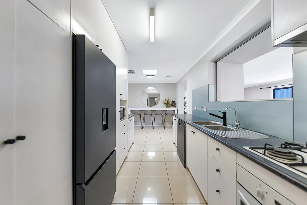 19 Scholes Avenue, Parafield Gardens, SA 5107