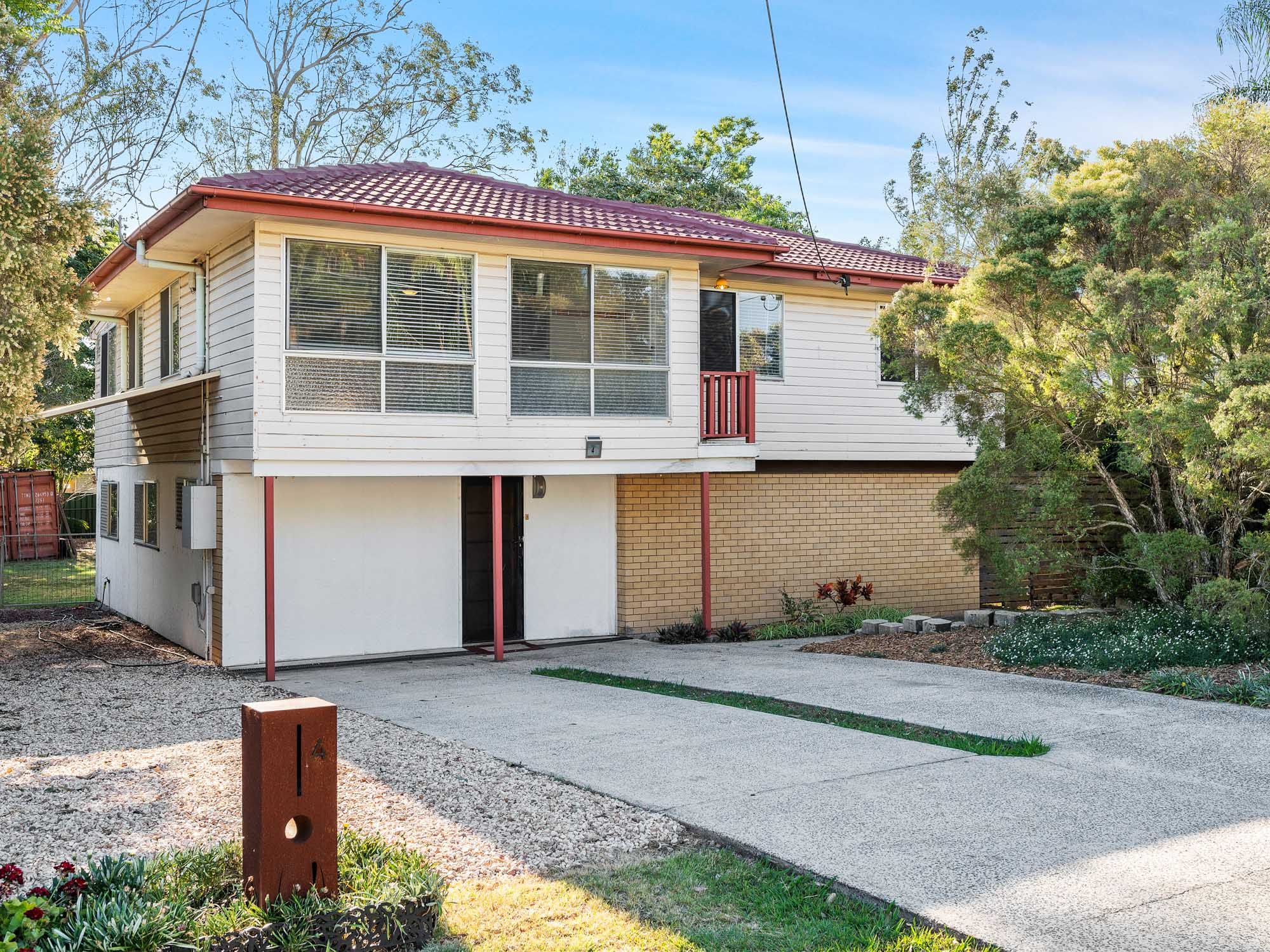 4 Hastings Street, Redbank Plains, QLD 4301