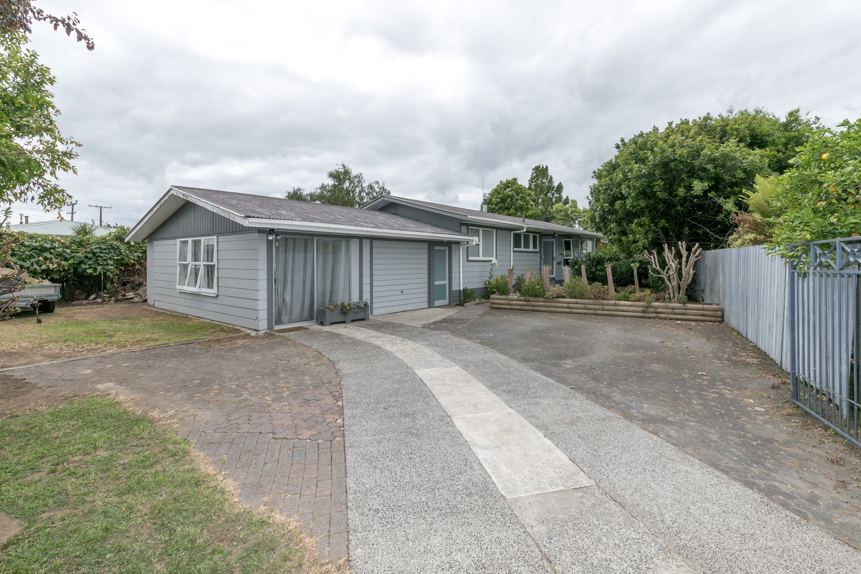 82 Pohutukawa Drive, Pukete, Hamilton City
