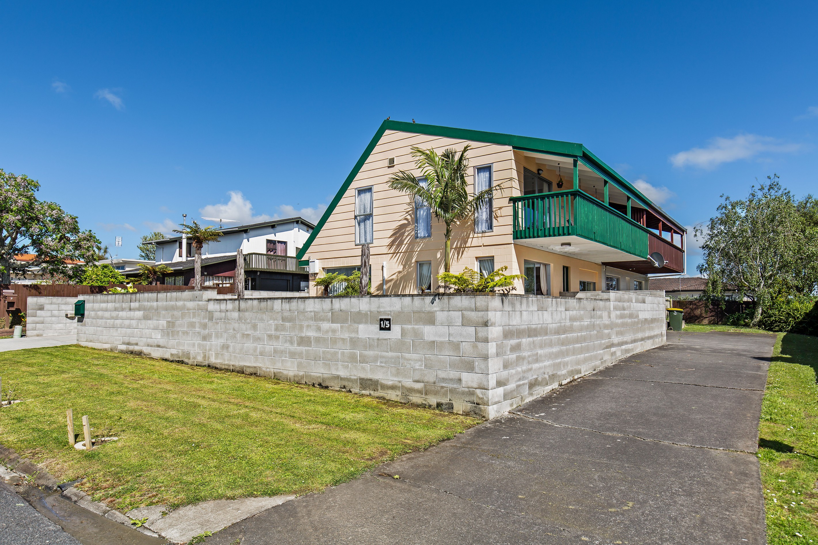 1/5 Levaut Place, Half Moon Bay, Auckland