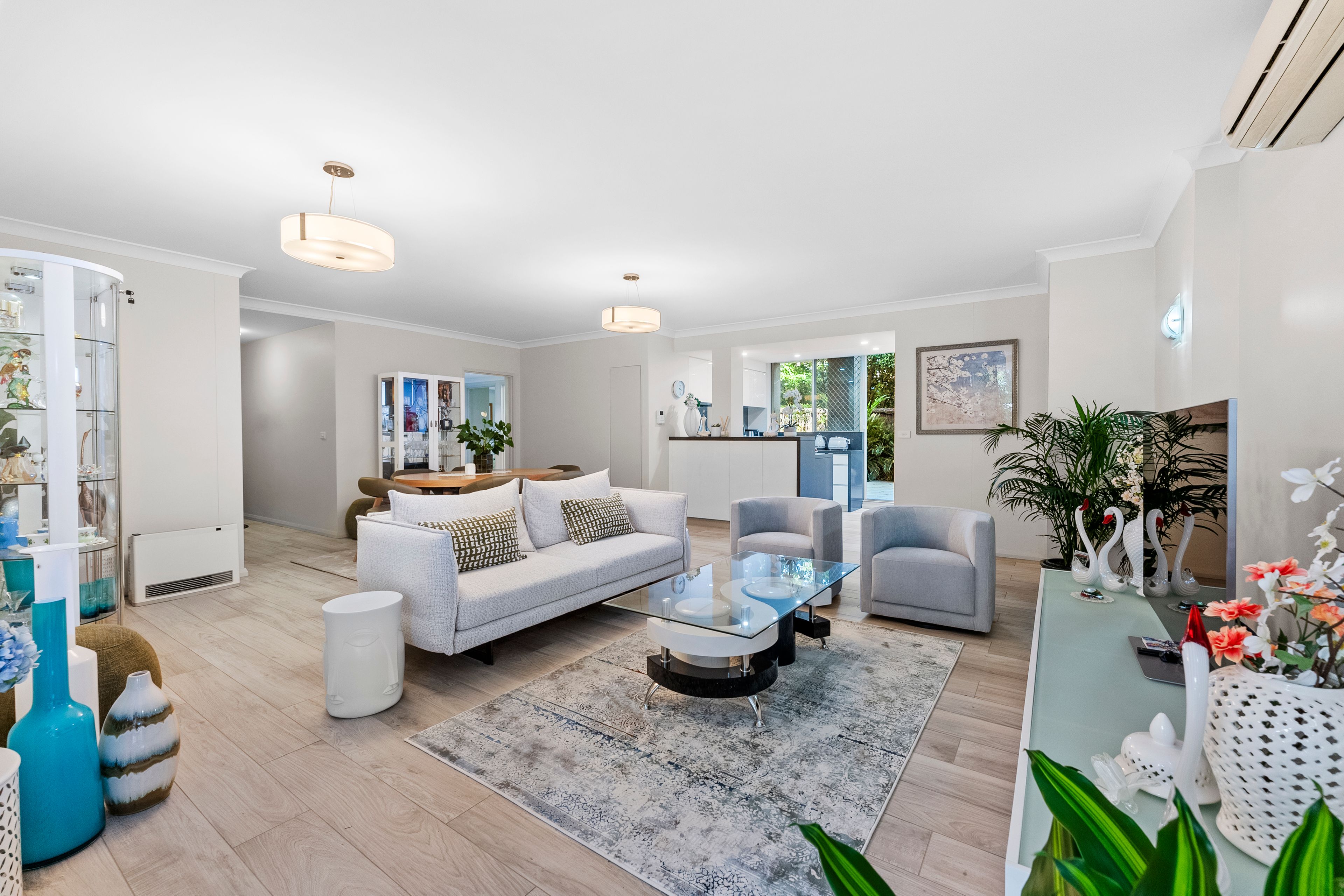 1/162G Burwood Road — photo 10 of 26