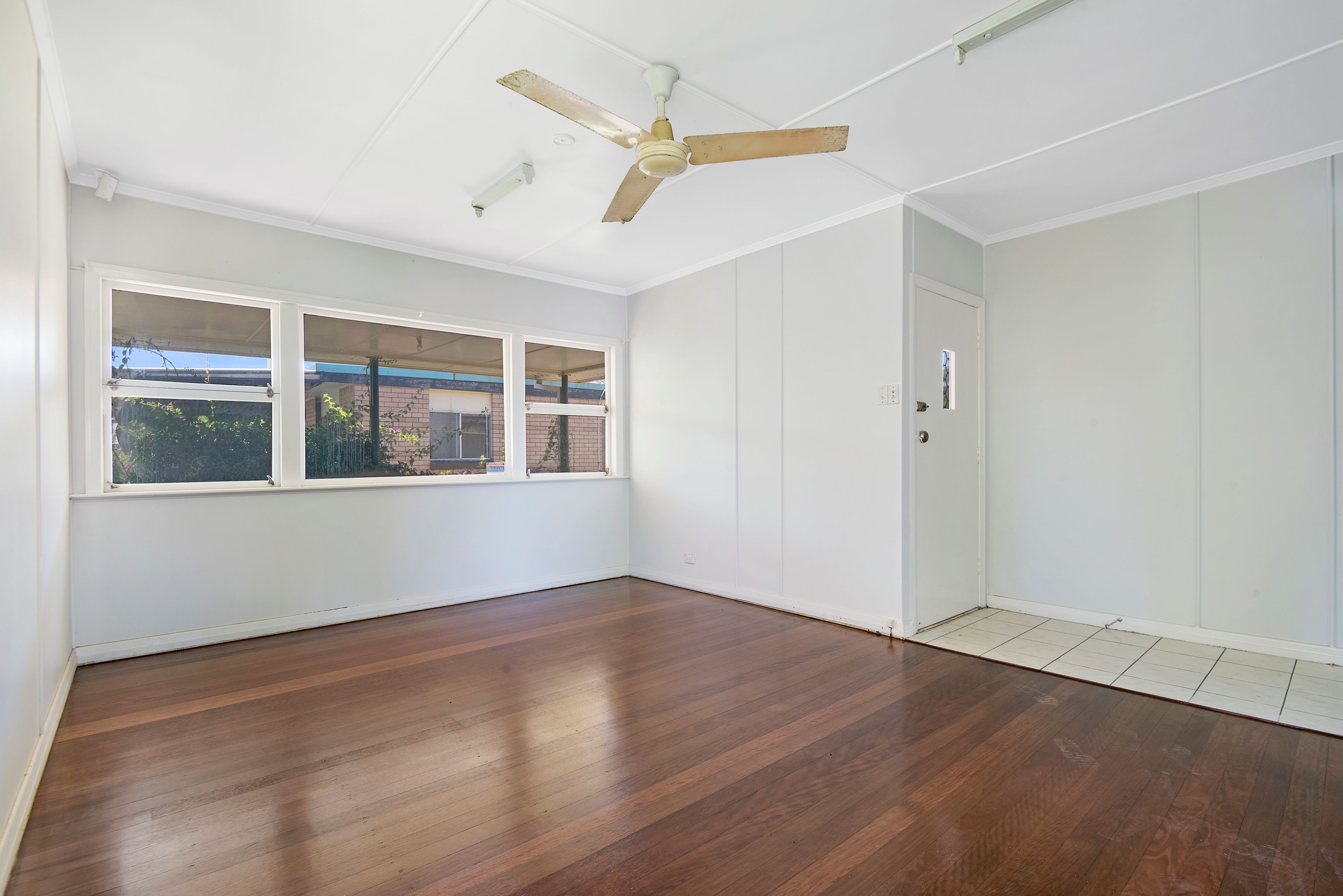 8 Susan Avenue, Kippa-Ring, QLD 4021