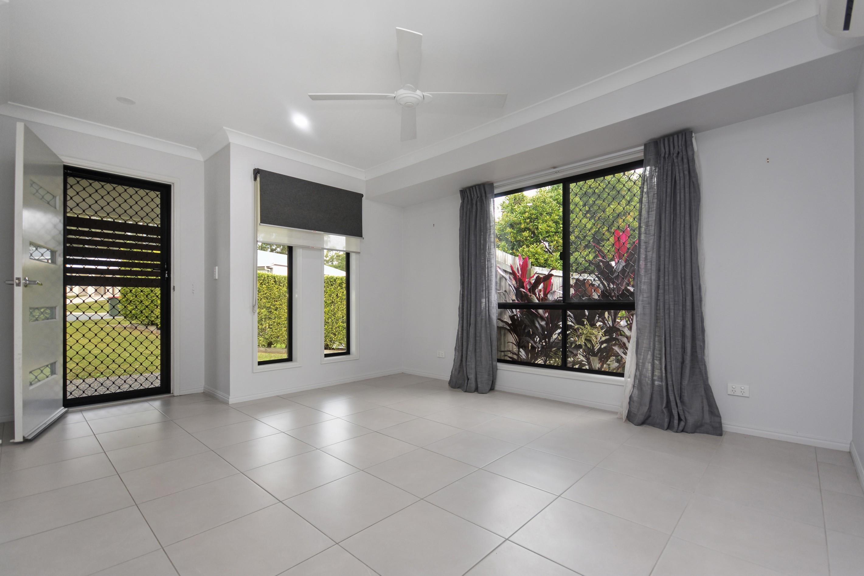 14 Neale Road, Morayfield, QLD 4506