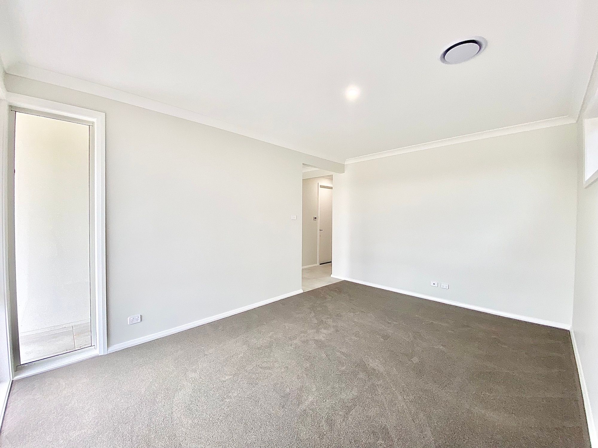 69 Pleasant Circuit, GLEDSWOOD HILLS, NSW 2557
