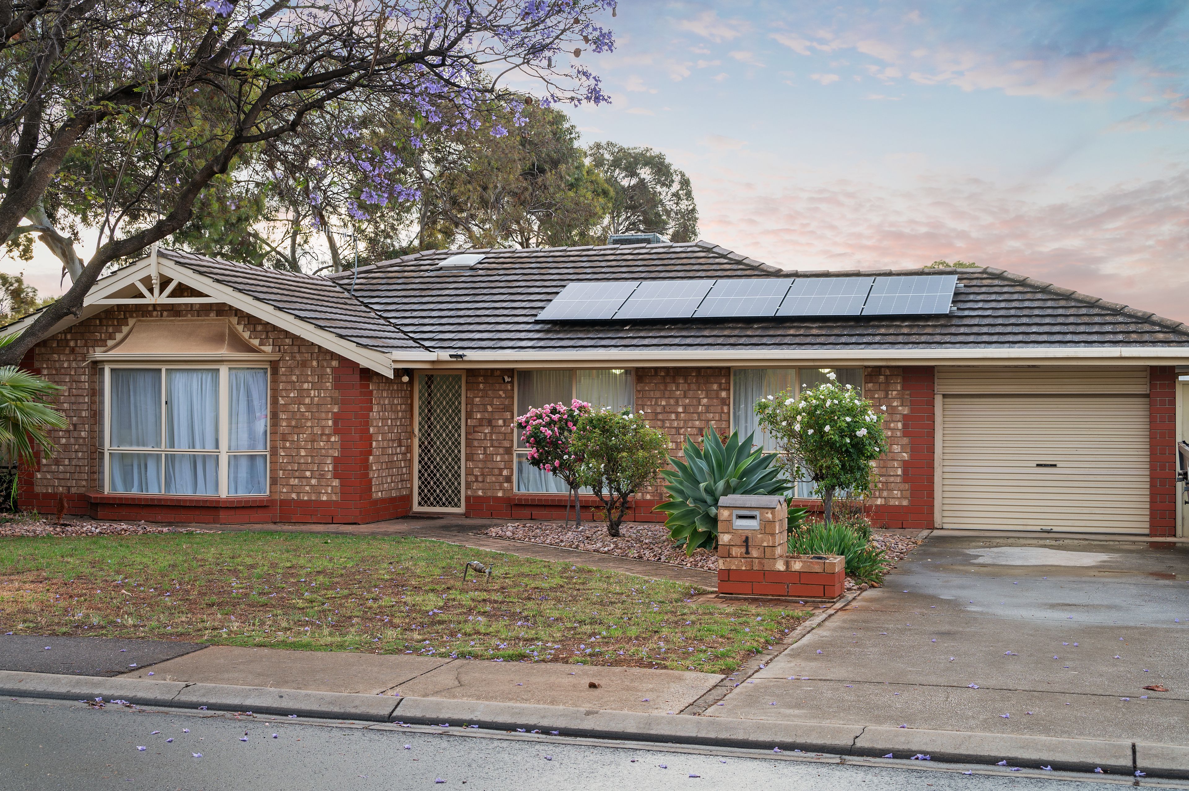 1 Jacaranda Drive, Craigmore SA 5114