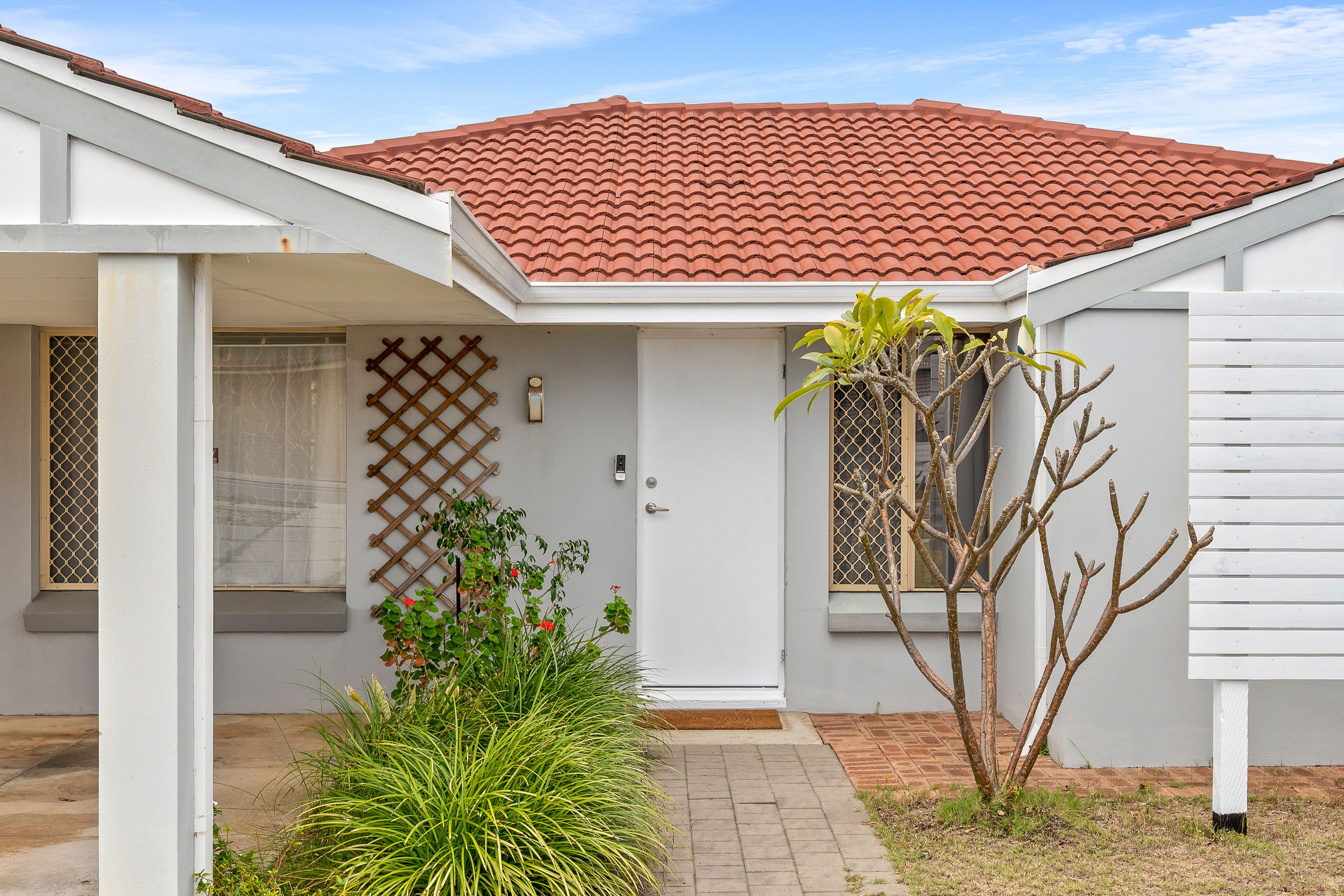 14 Gilbertson Road, Kardinya, WA 6163