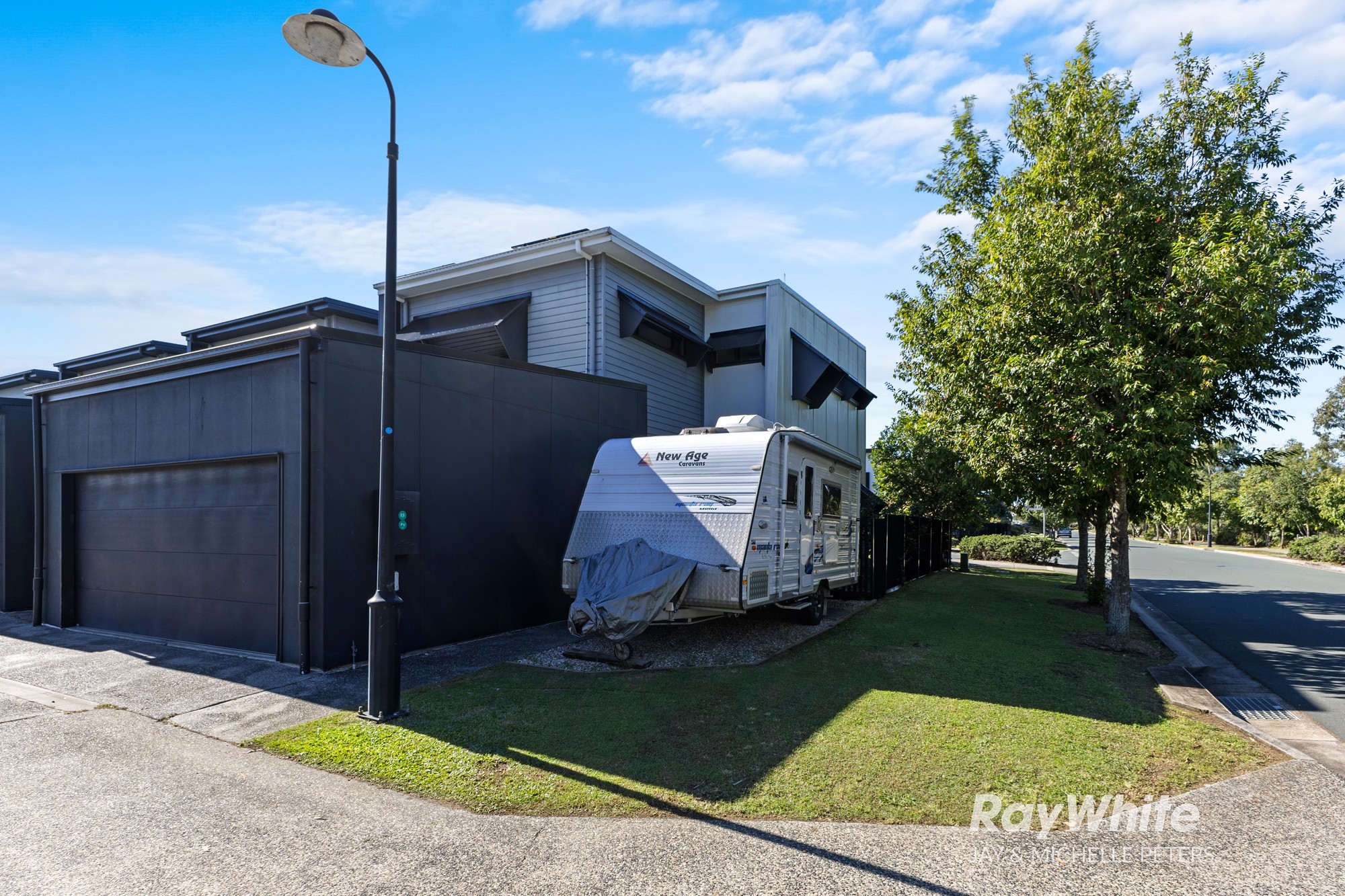 1 Tasmania Avenue, Newport, QLD 4020