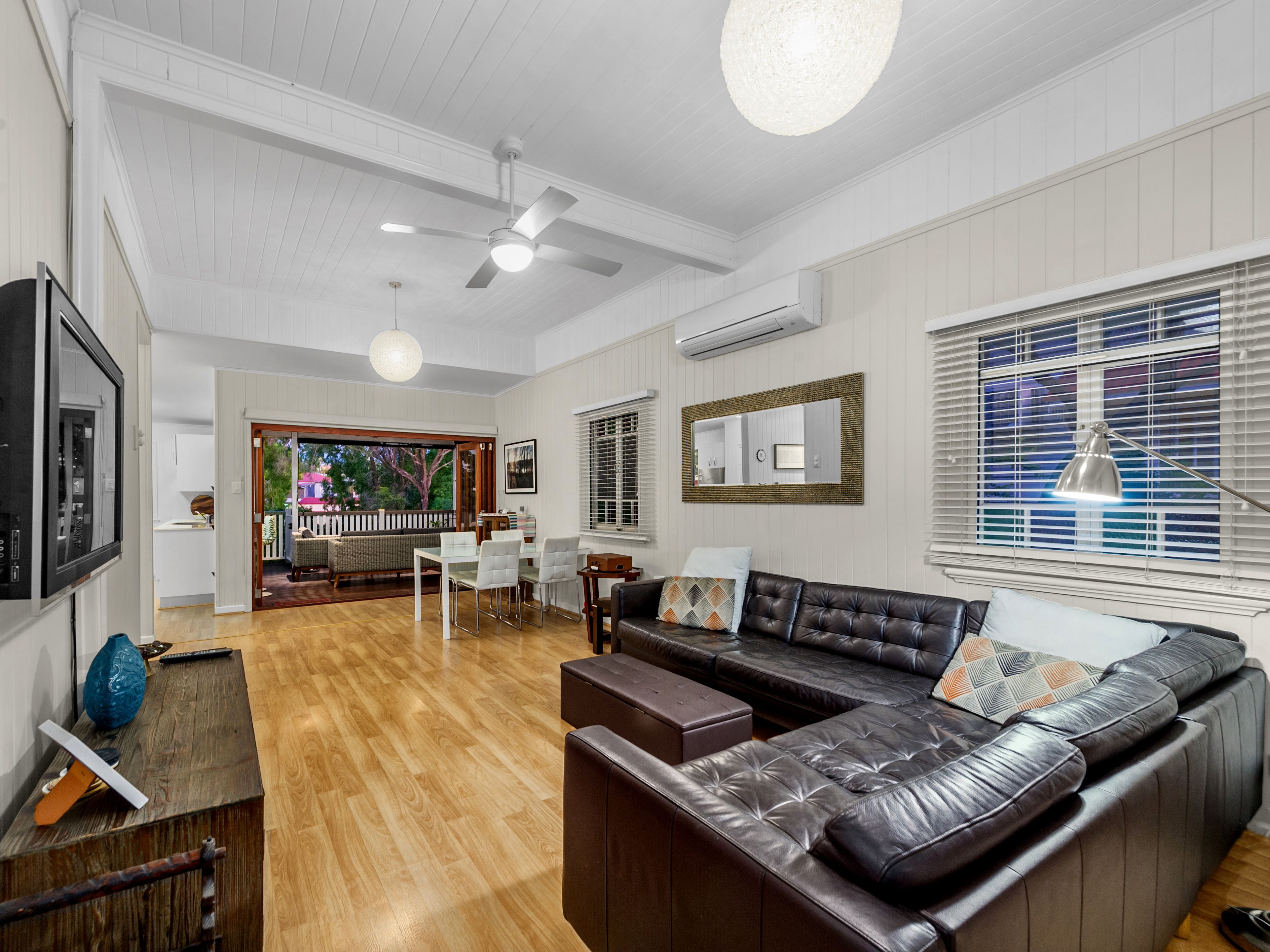 15 Burke Street, Coorparoo, QLD 4151