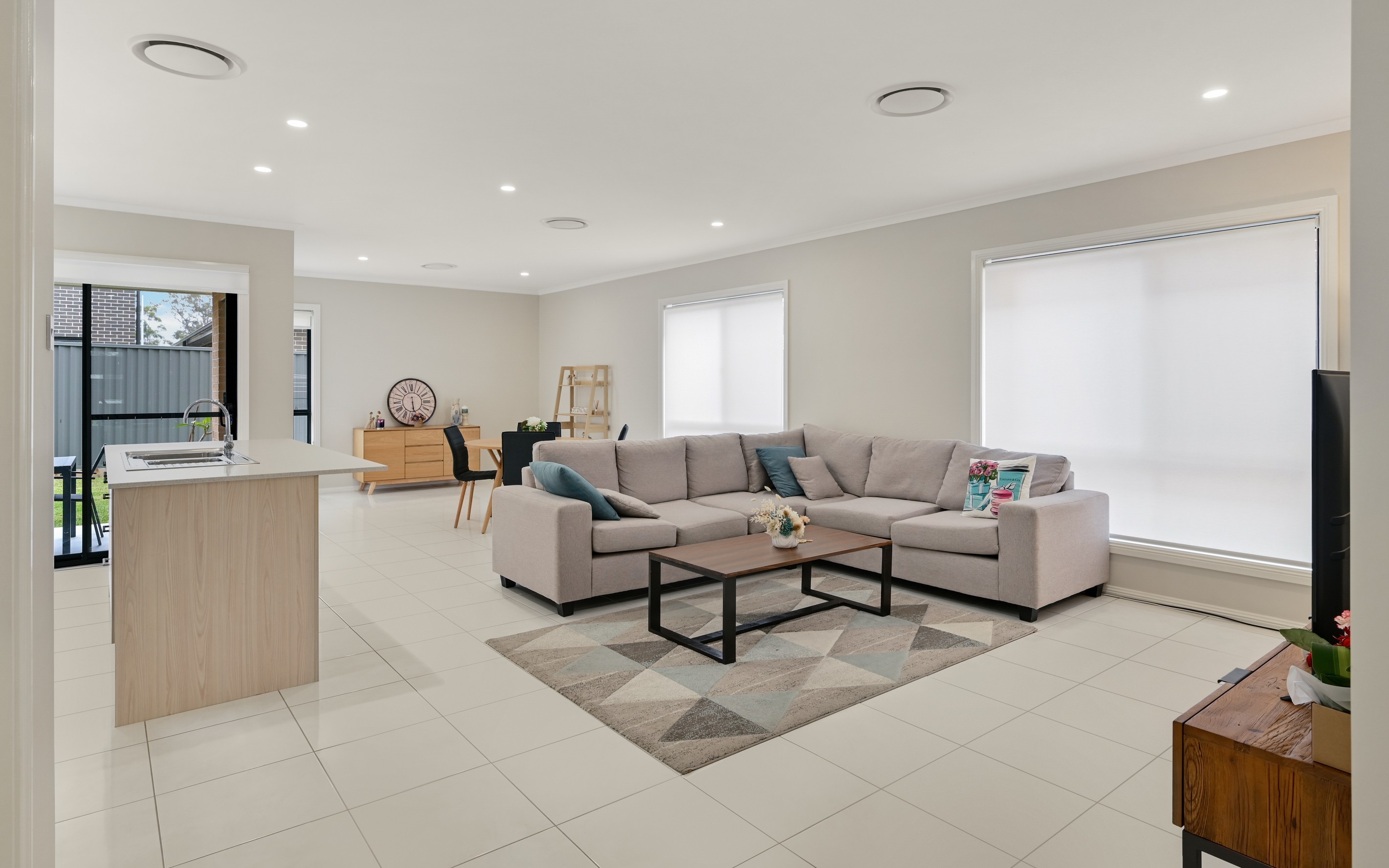 8 Mulvihill Crescent, Denham Court, NSW 2565
