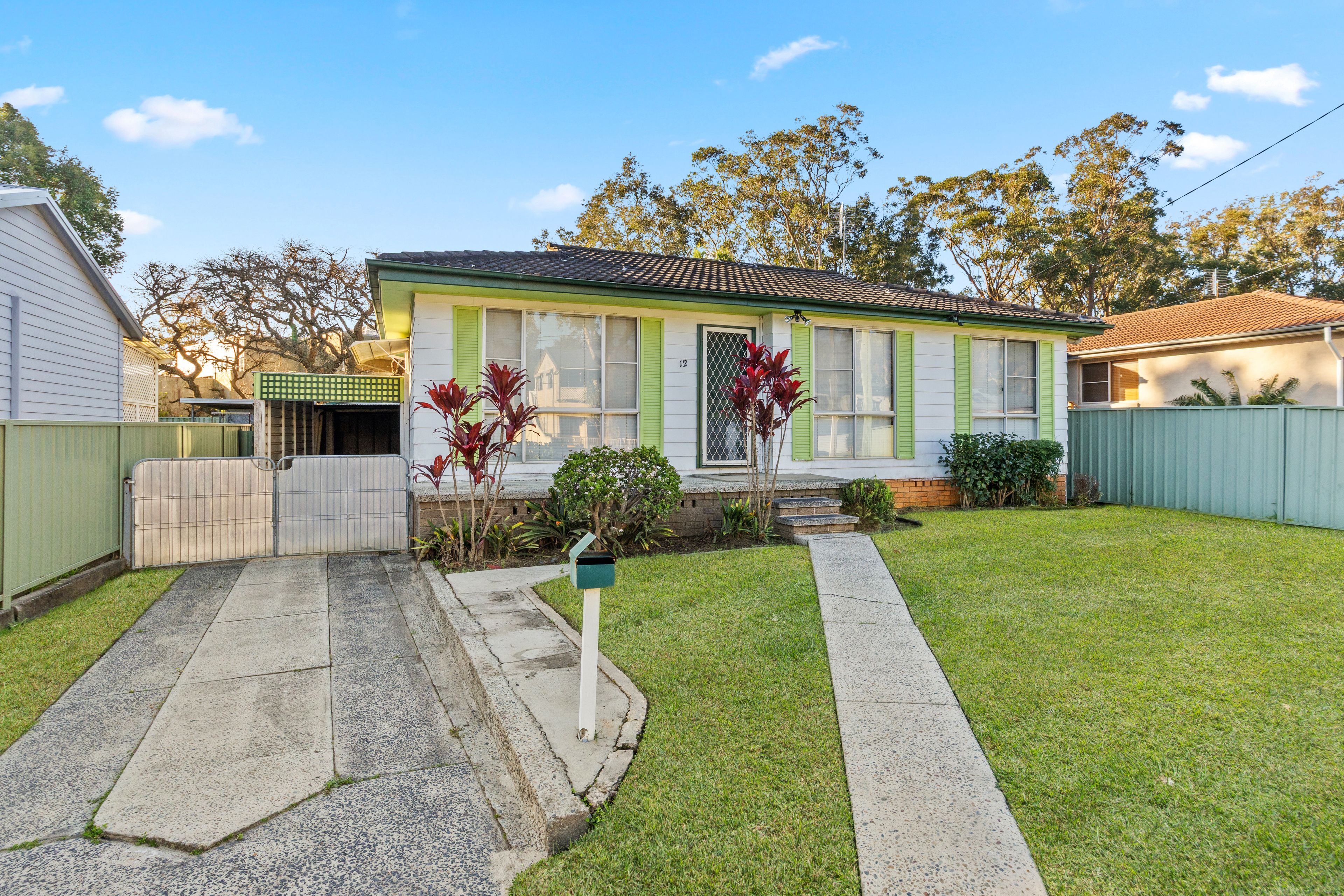 12 Brava Avenue — photo from Ray White Thompson Partners