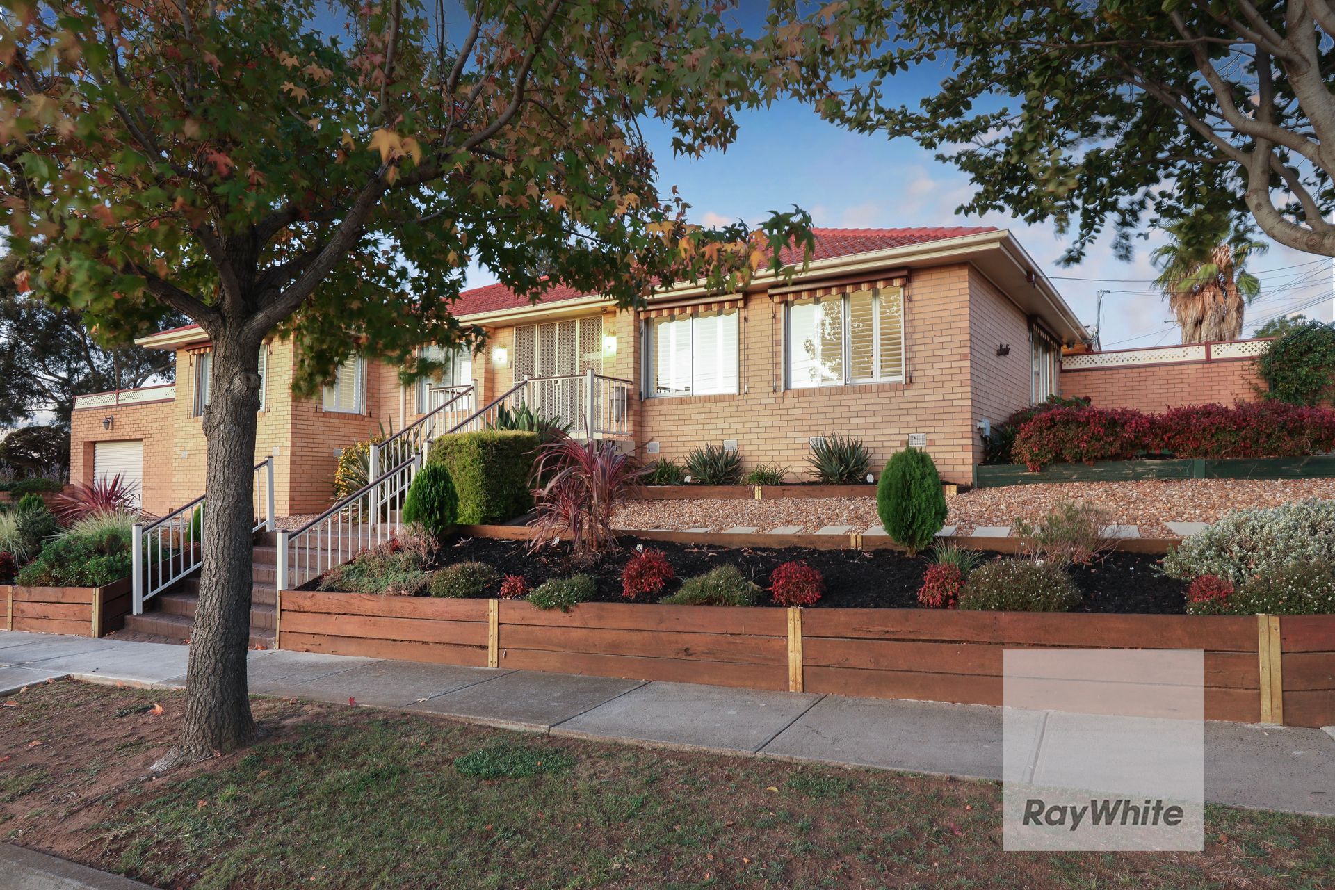 1 Castleton Court, Gladstone Park, VIC 3043