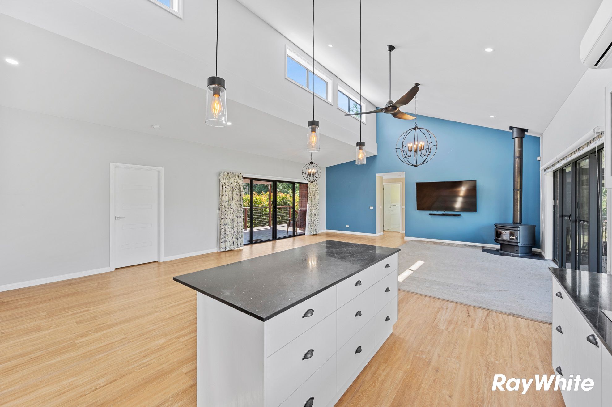 186 Vulcan Street — photo 7 of 20