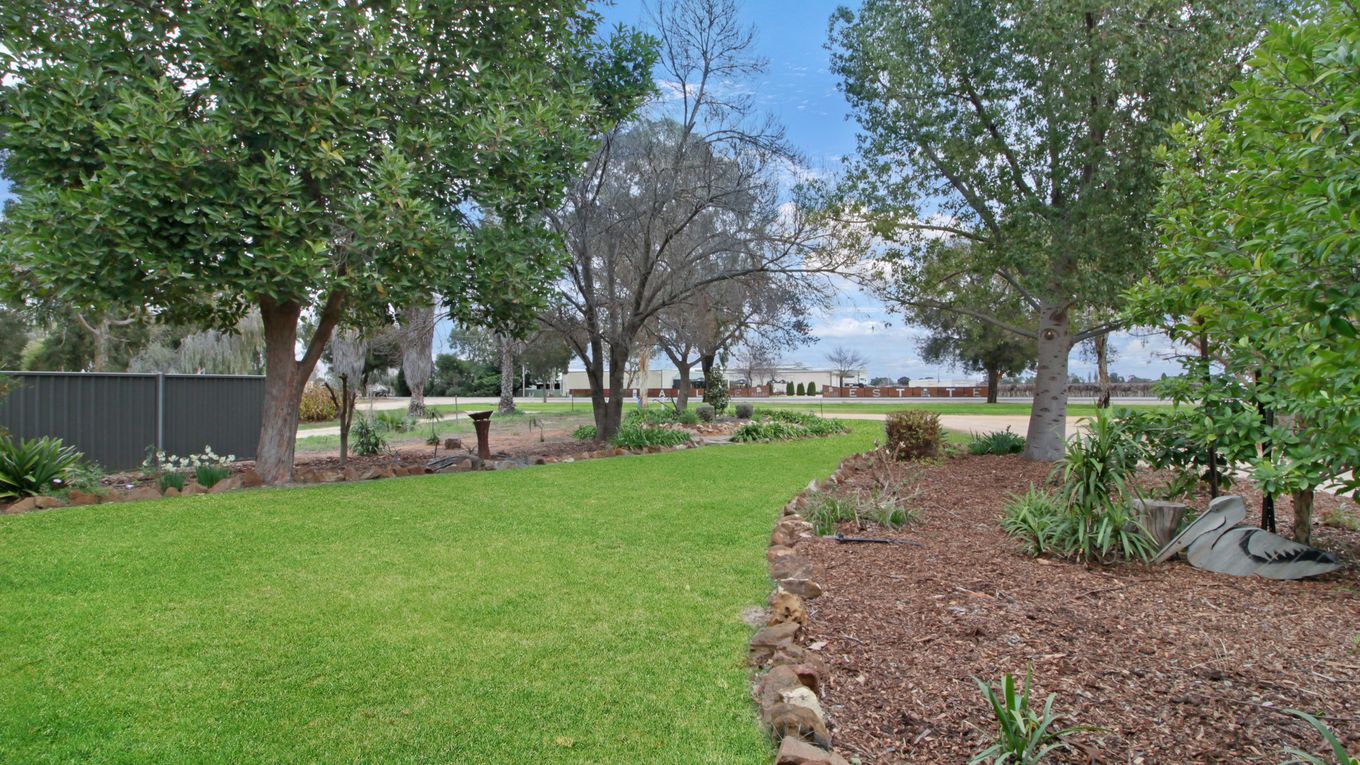 20058 Renmark Avenue, Renmark, SA Home For Sale • Ray White