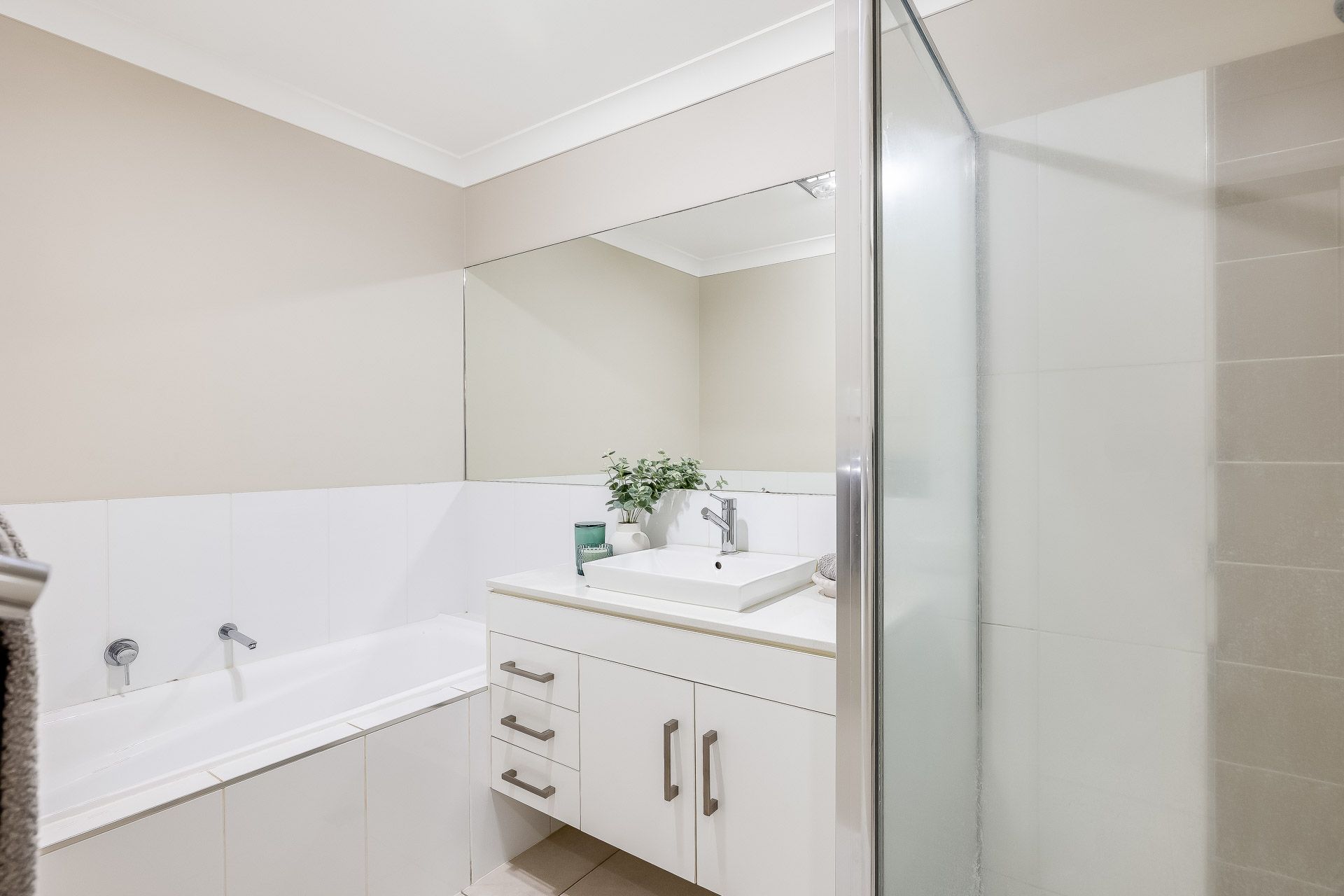 1/16 Rivett Street — photo 12 of 17