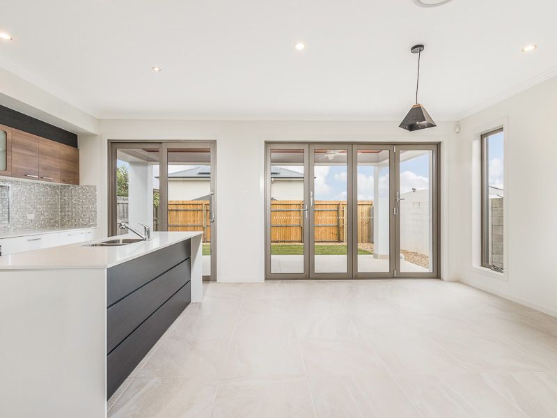 20 McDermott  Parade, Rochedale, QLD 4123