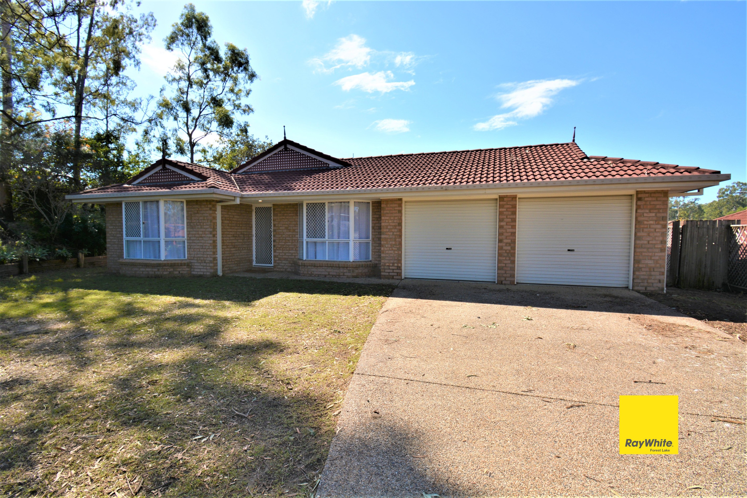 3 Sarabah Place, Forest Lake, QLD 4078