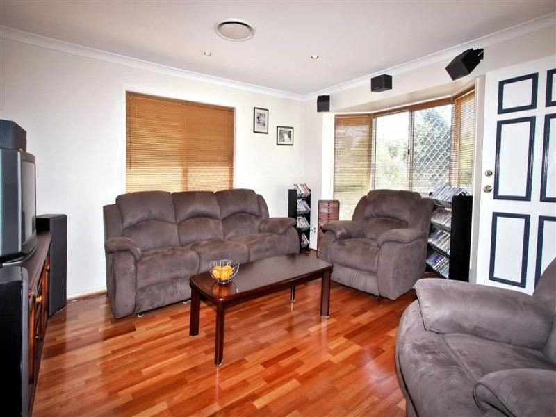 95 Cambridge Crescent, FITZGIBBON, QLD 4017
