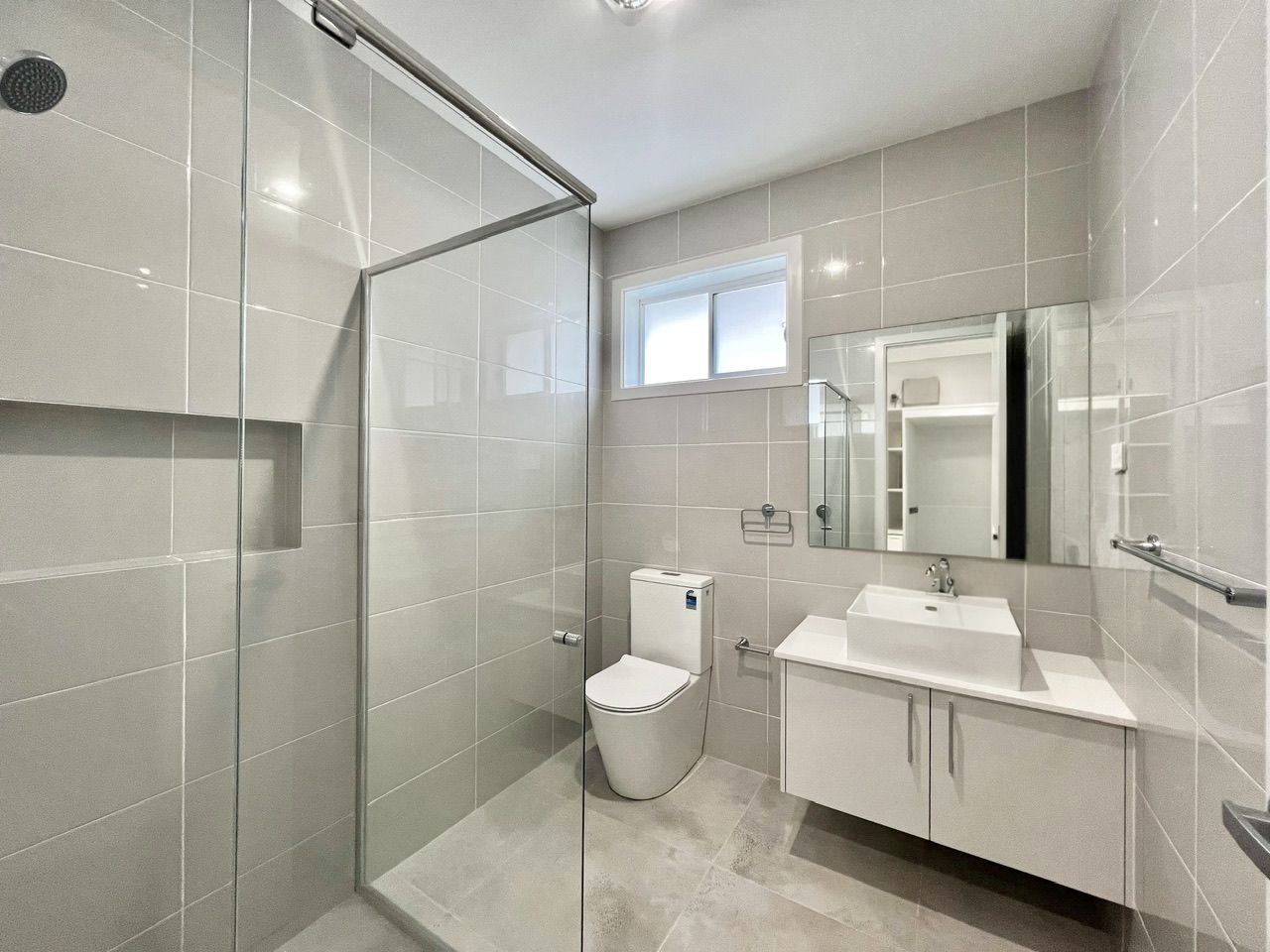 15 Rosedale Street — photo 7 of 14