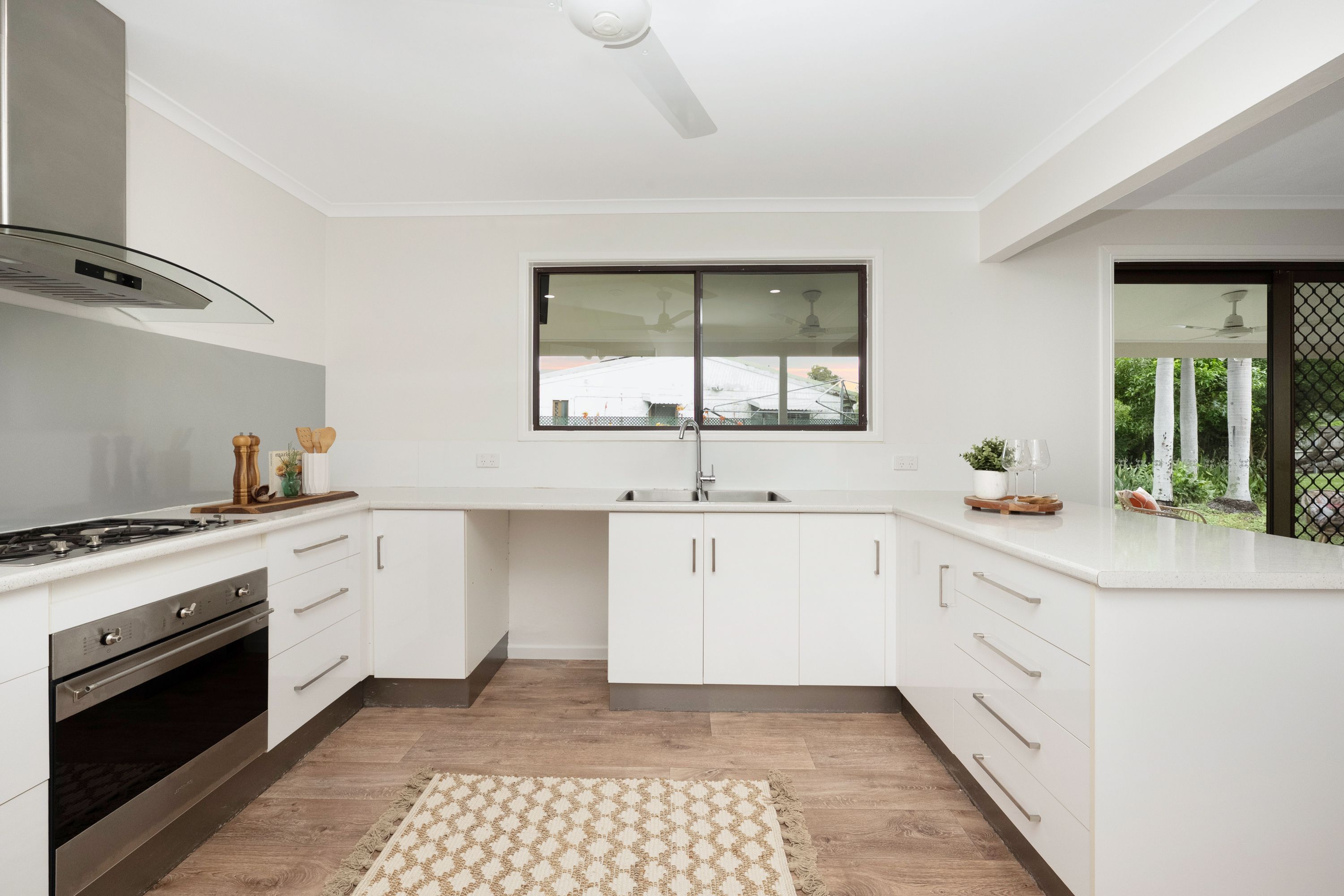 11 White Gum Court, Deeragun, QLD 4818