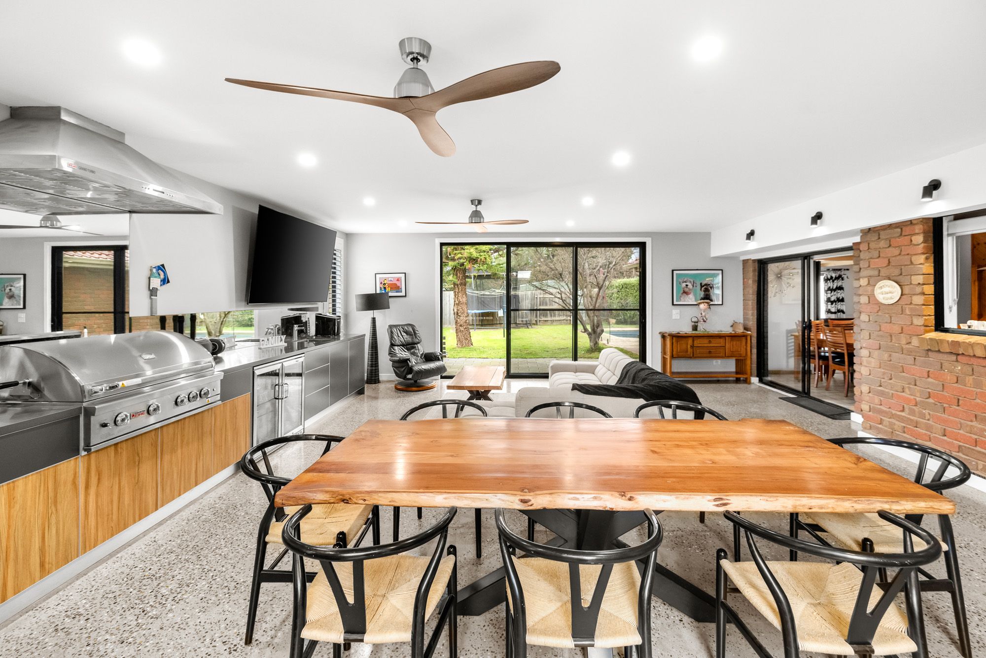 30 Tyrone Street — photo 6 of 23