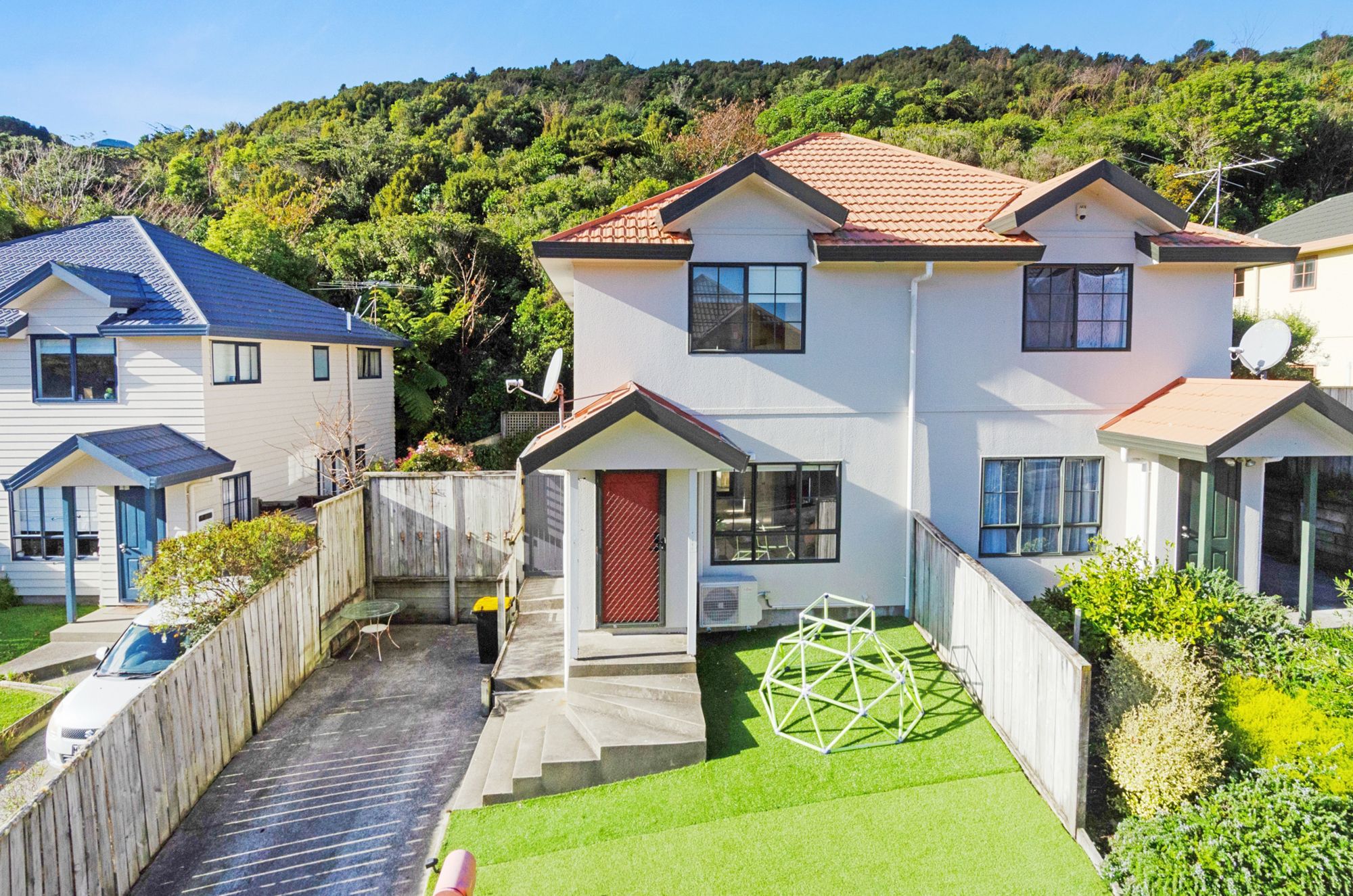 77 Woodhouse Avenue, Karori, Wellington City