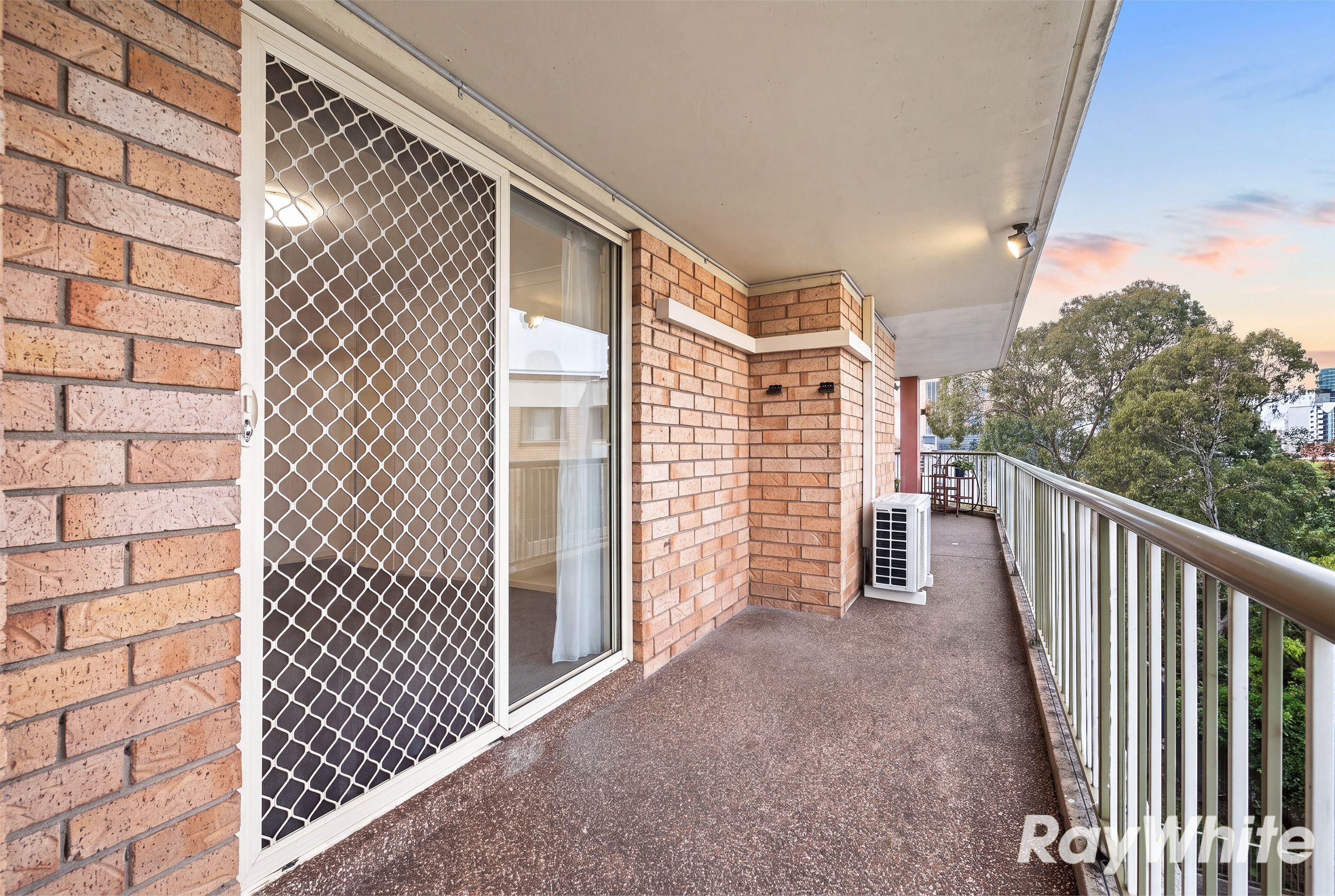 52/3 Good Street — photo 10 of 12