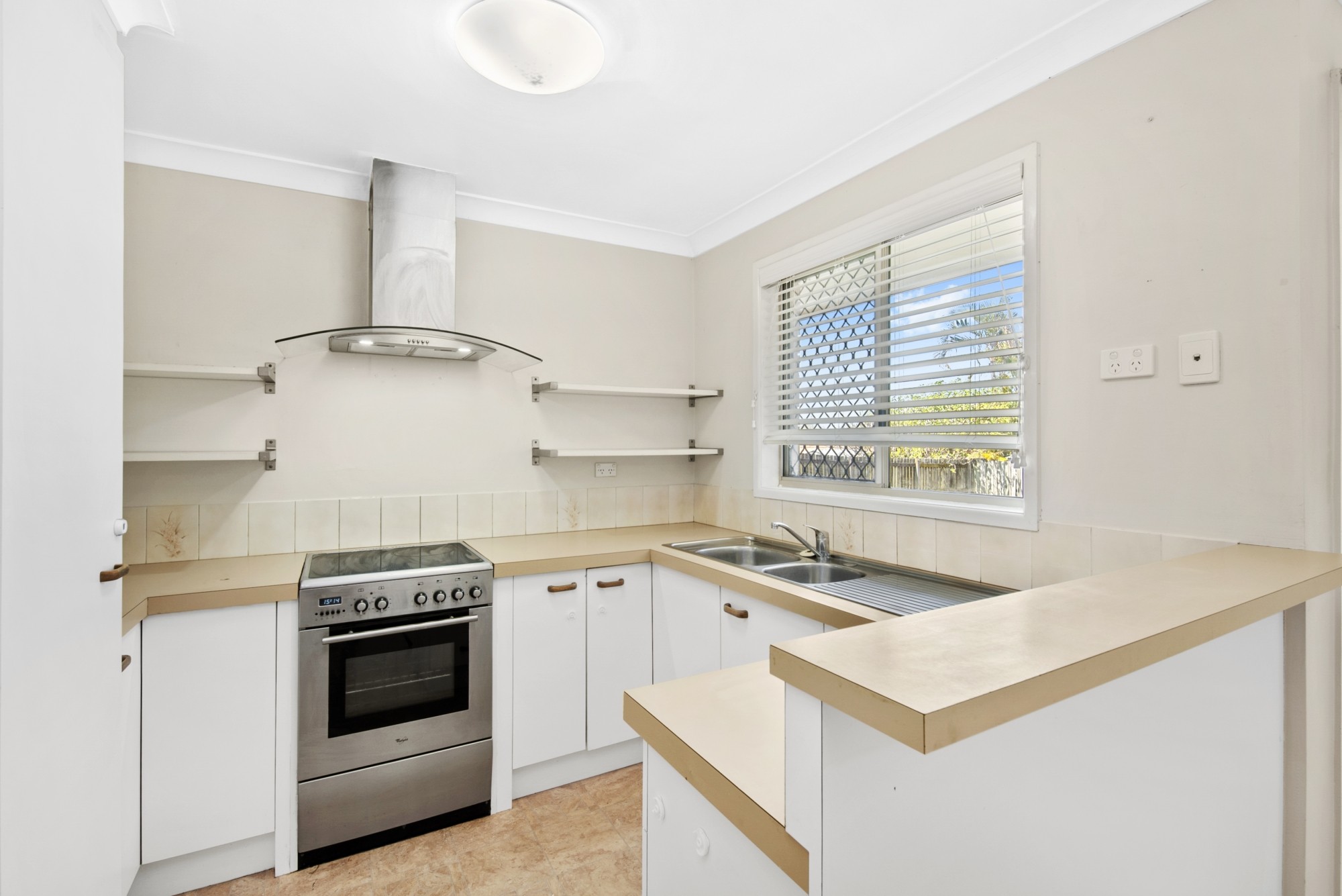 35 Commander Street, Deception Bay, QLD 4508