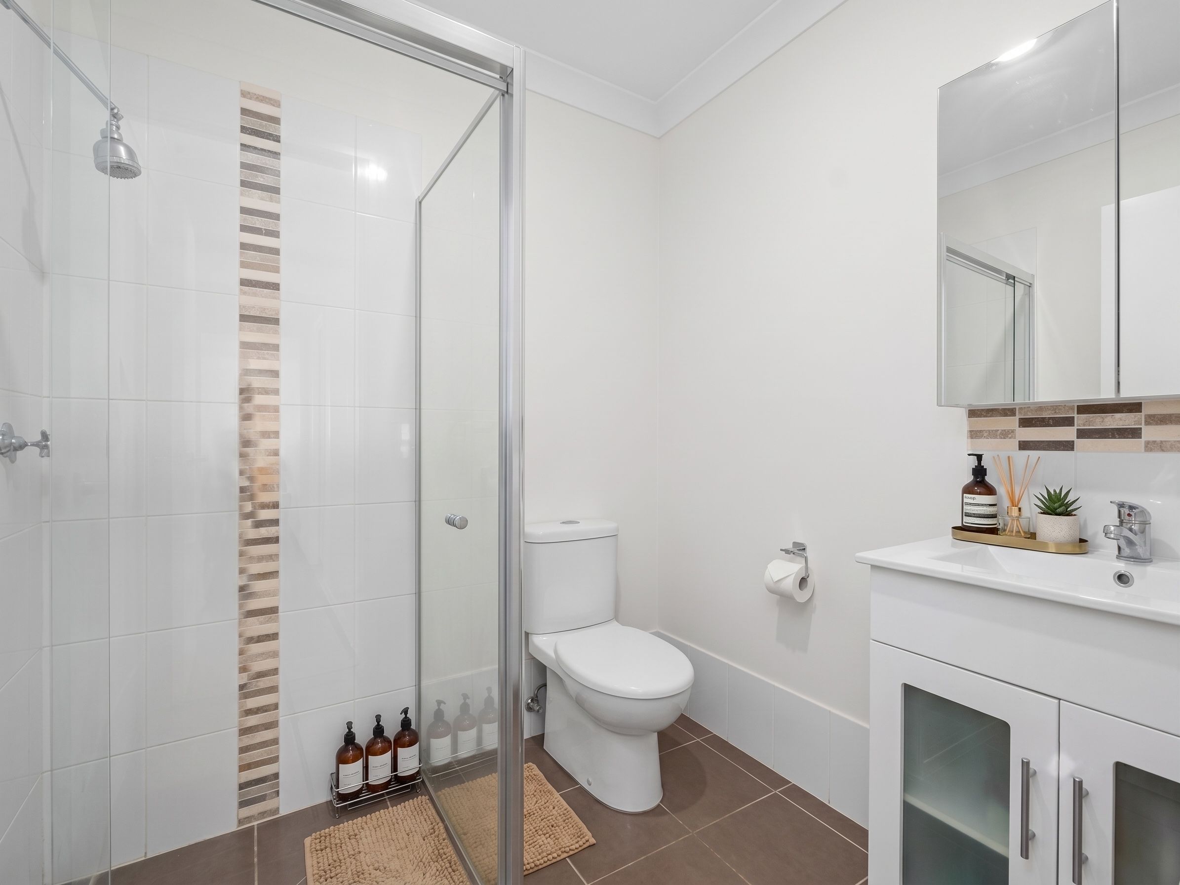 7 Howard Court — photo 13 of 26