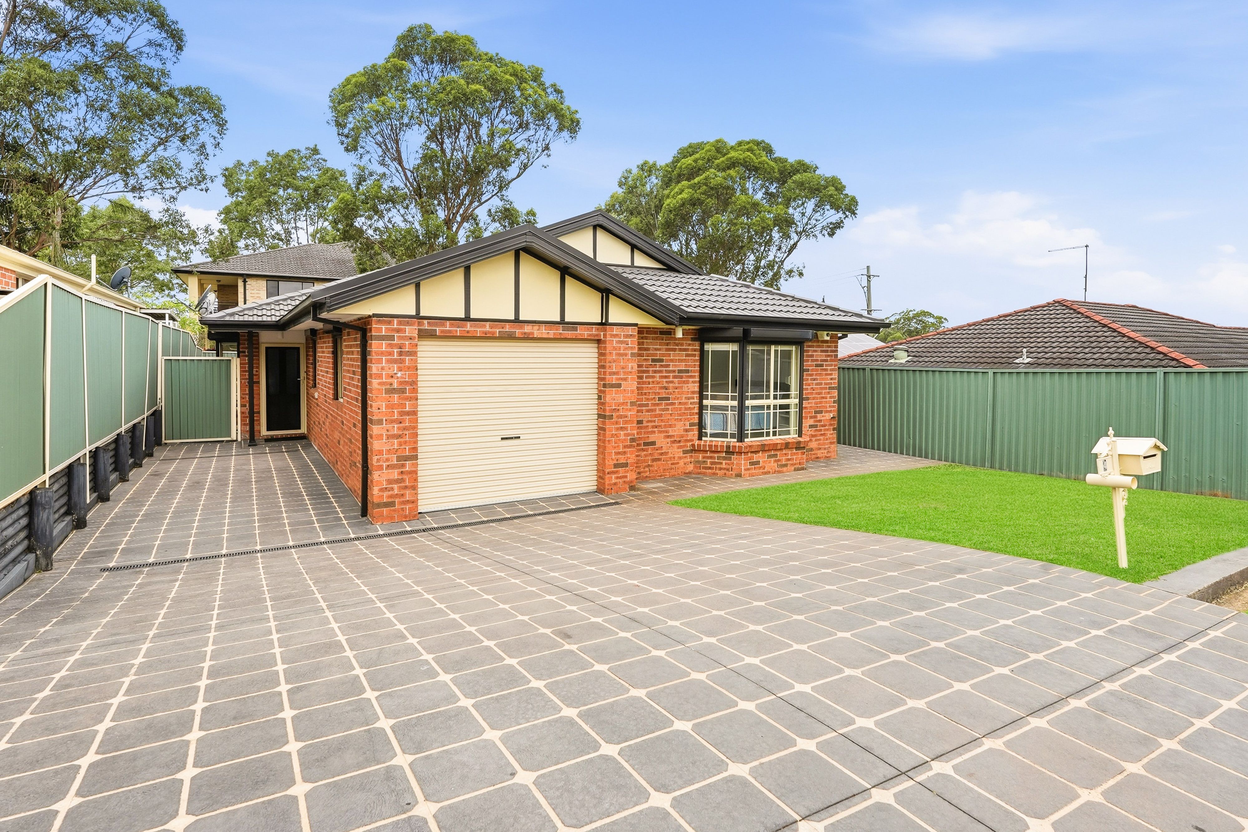 4 Mabuhay Grove, Mount Druitt, NSW 2770