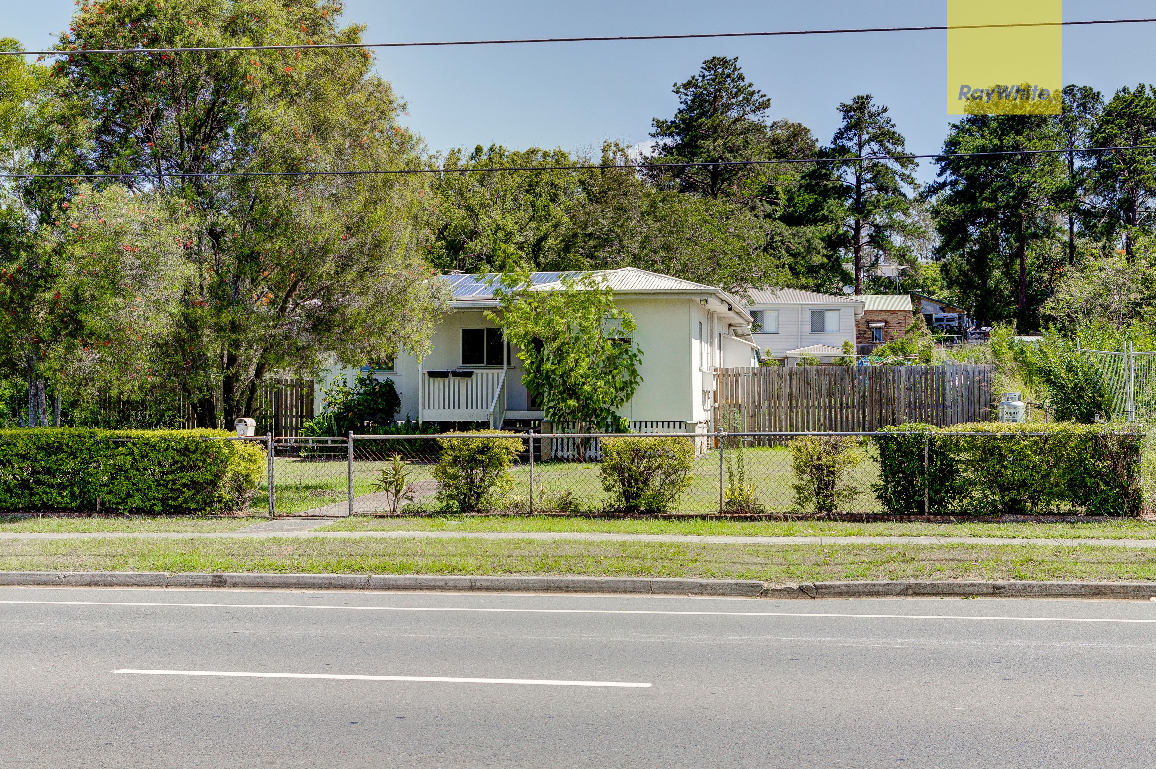 16 Juers Street, Kingston, QLD 4114