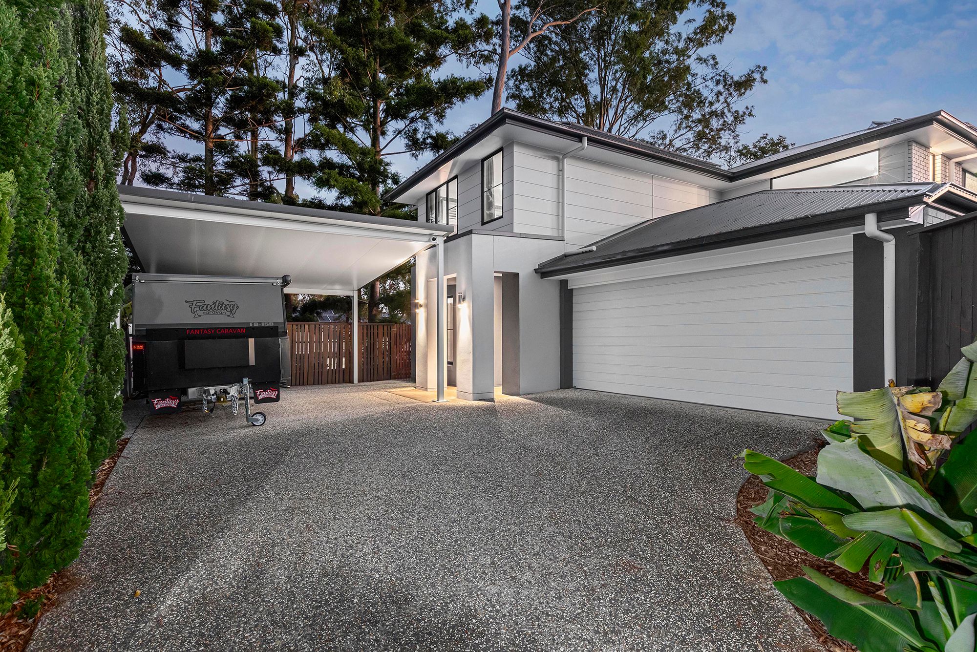 5 Needham Place, Bridgeman Downs QLD 4035