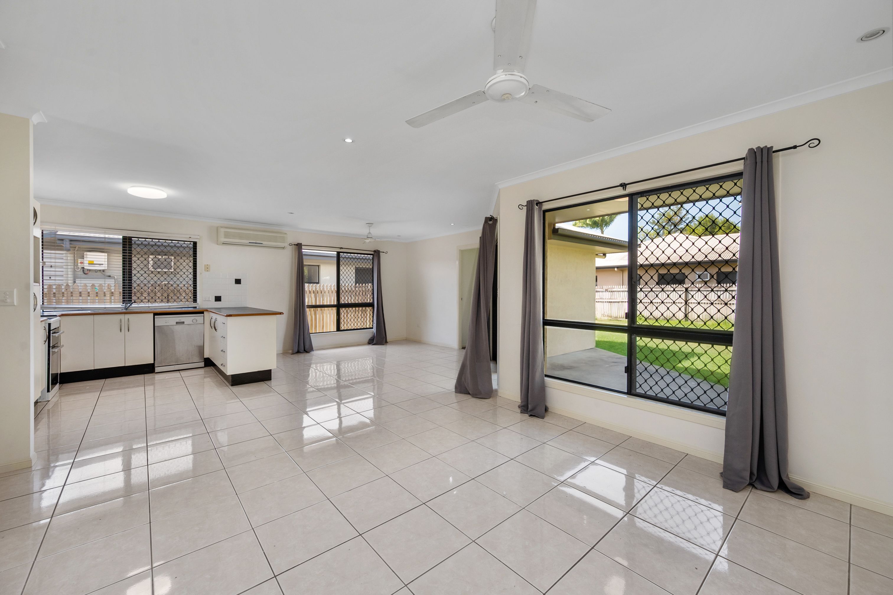 17 Bellamy Street, Rasmussen, QLD 4815
