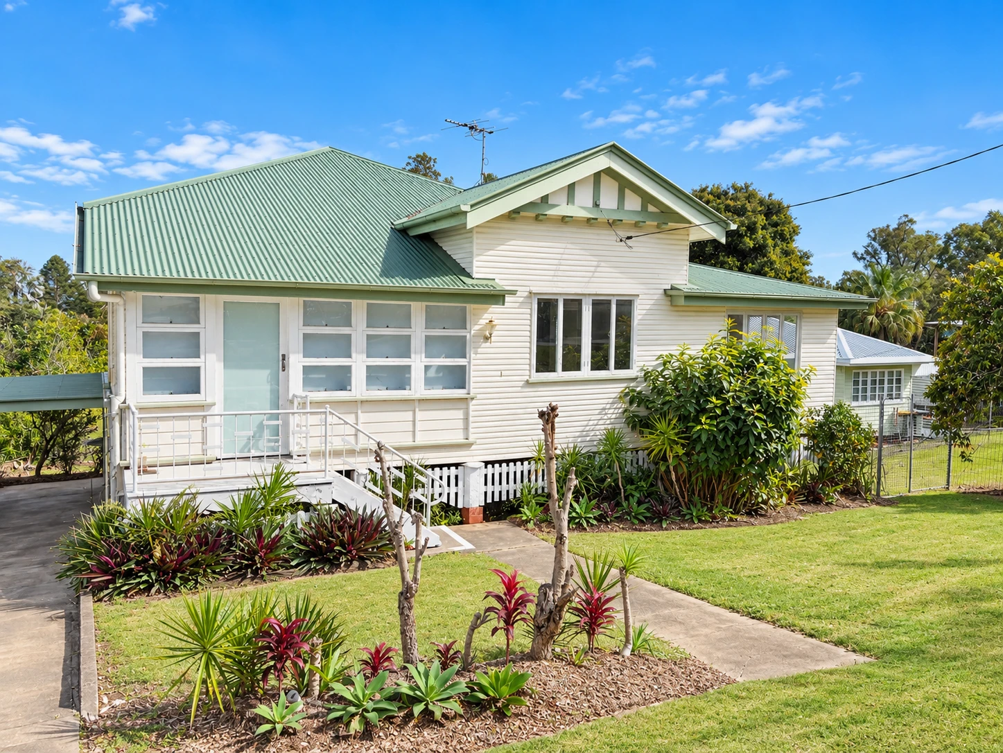 72 Wentworth Terrace, The Range, QLD 4700