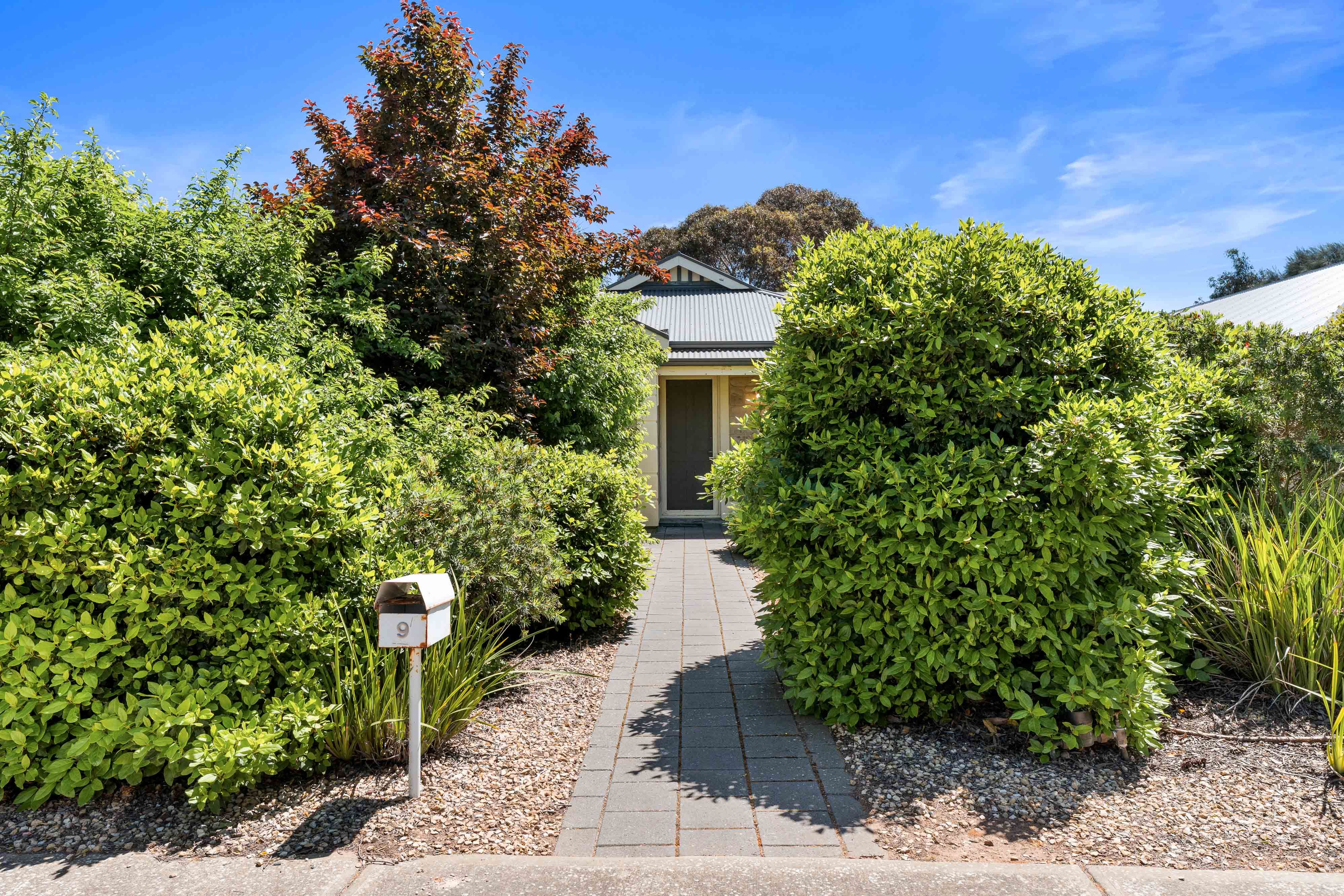 9 Hennig Street — photo 2 of 15
